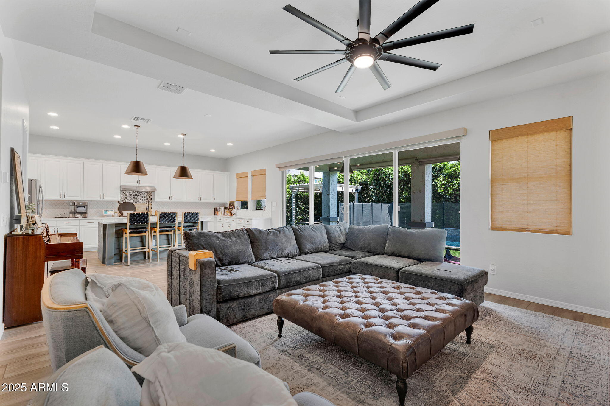 3415 E ARABIAN Drive