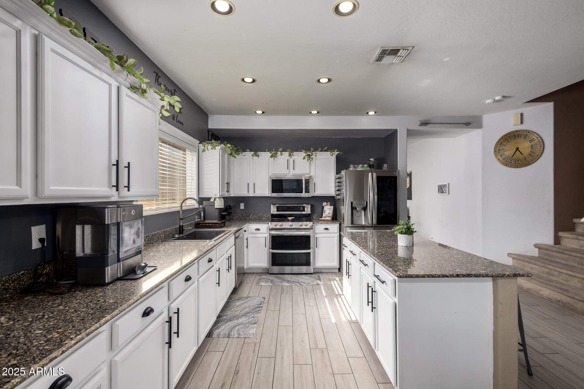 2116 S SHELBY