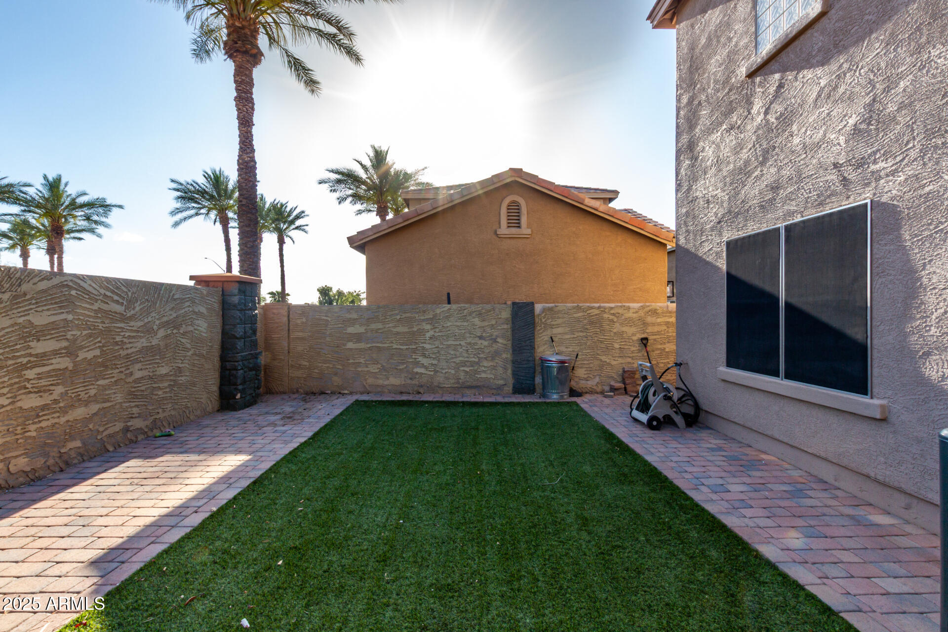 2116 S SHELBY