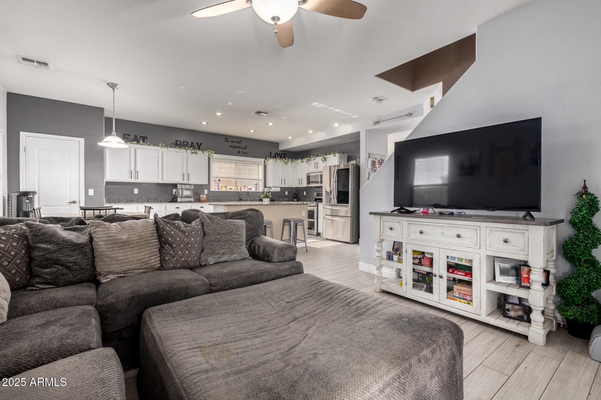 2116 S SHELBY