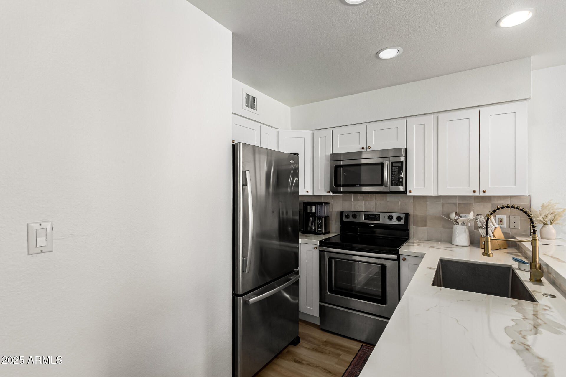 10080 E MOUNTAIN VIEW LAKE Drive 327