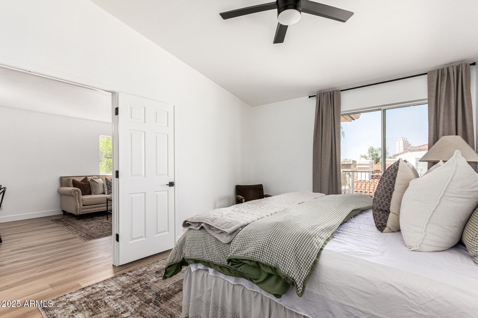 10080 E MOUNTAIN VIEW LAKE Drive 327