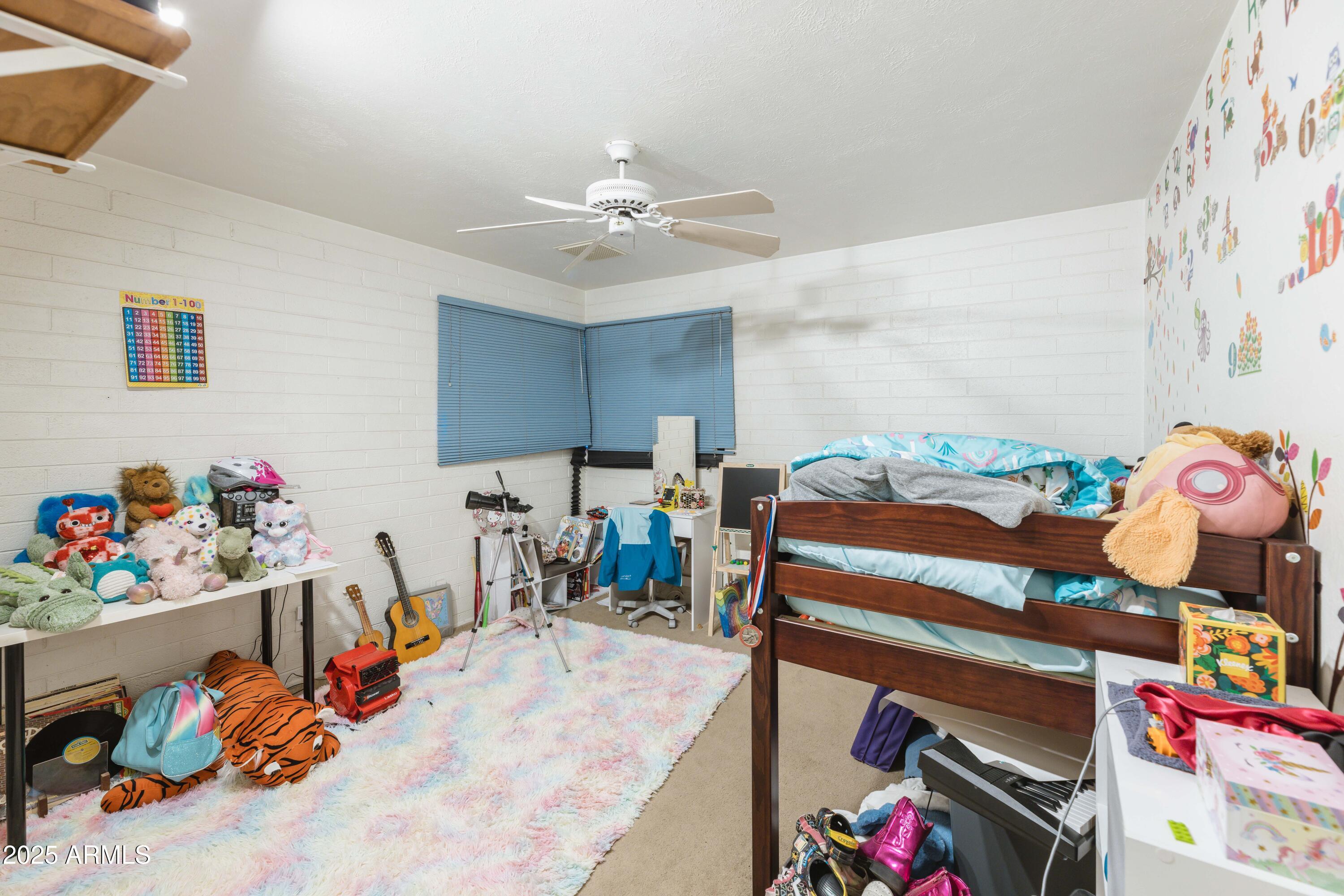 6445 W WINDSOR Boulevard