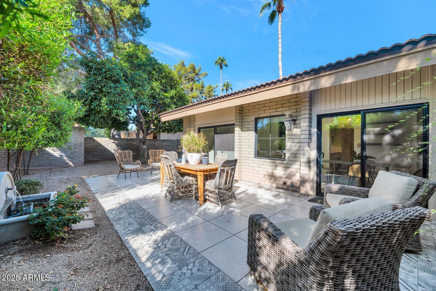 4525 N 66TH Street, 10