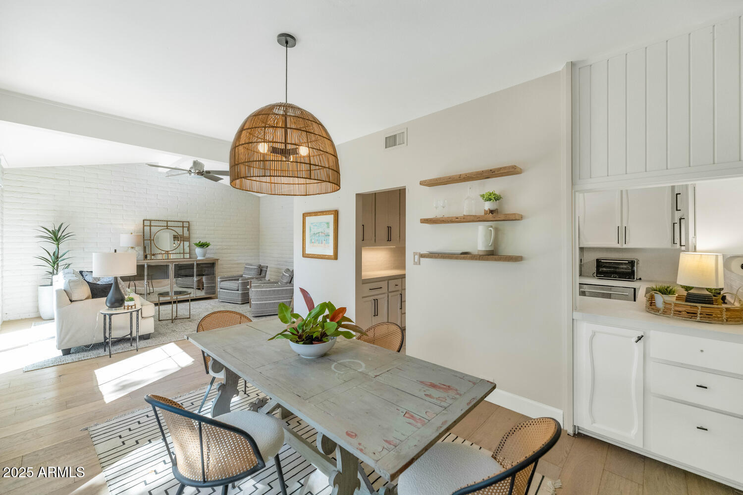 4525 N 66TH Street, 10