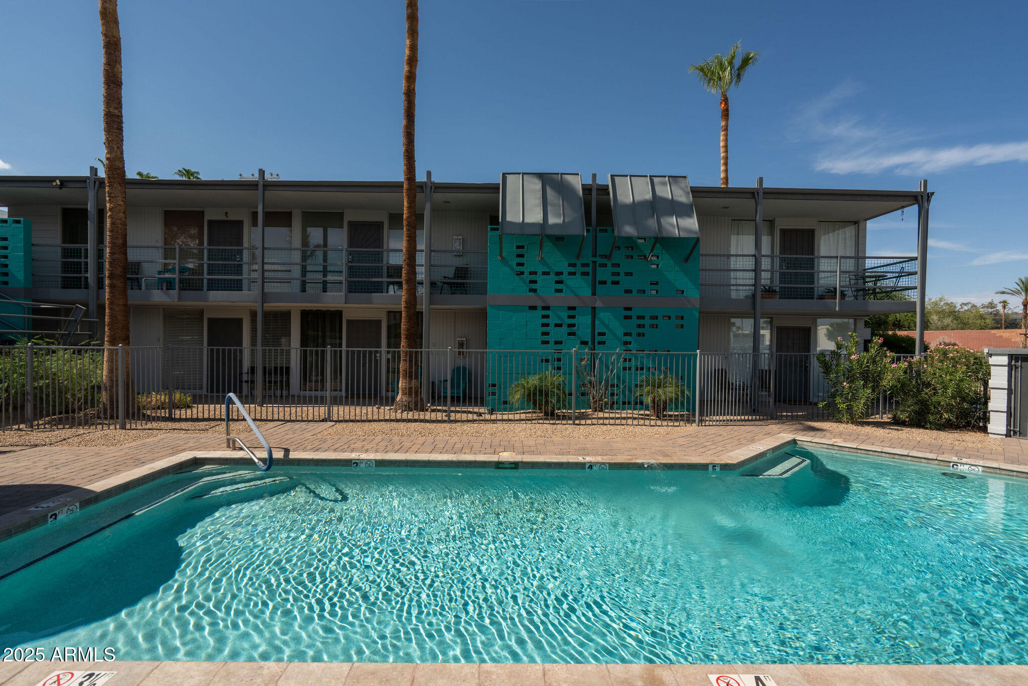 6936 E 4TH Street, 5