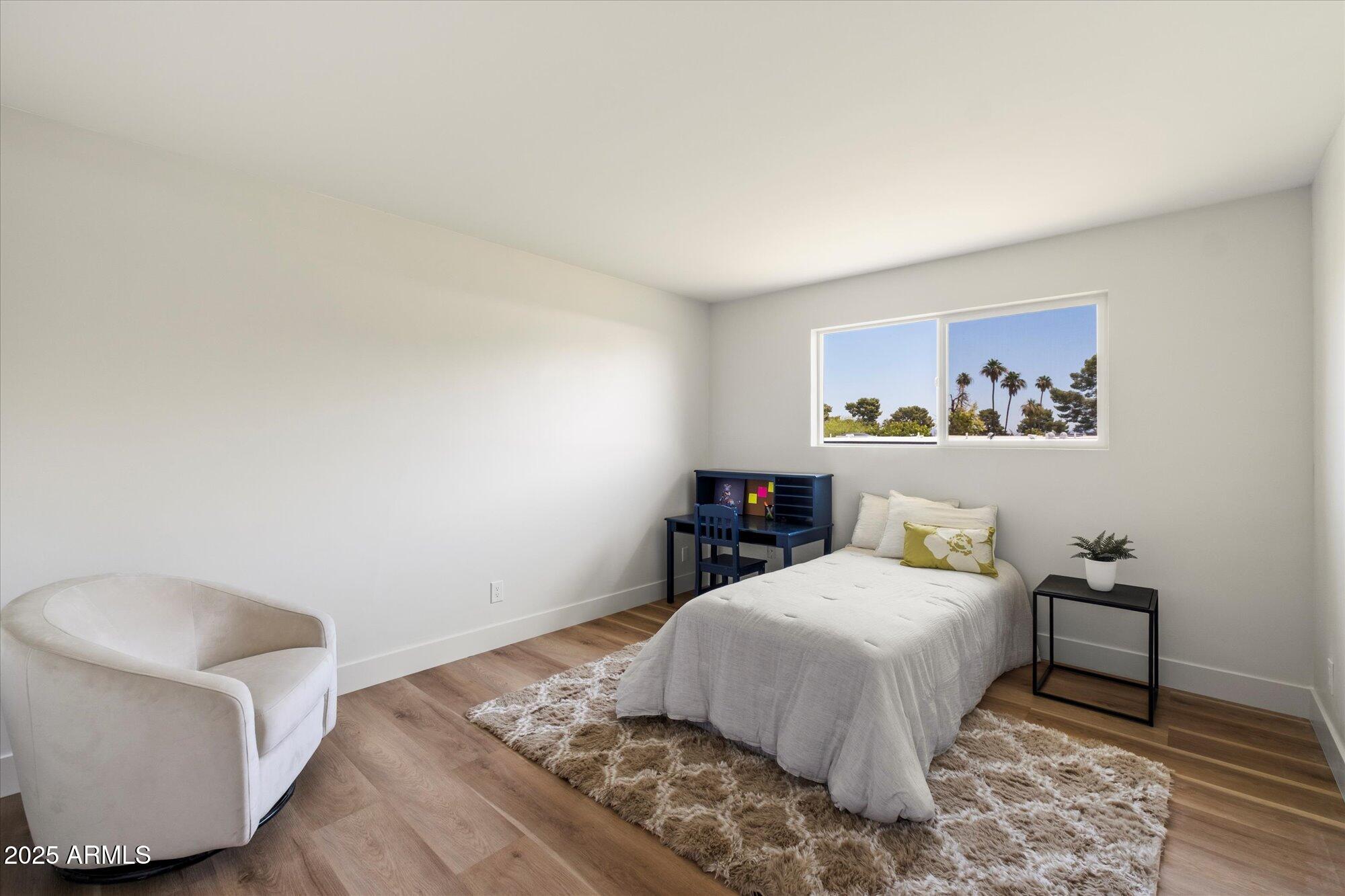 6055 E VERNON Avenue