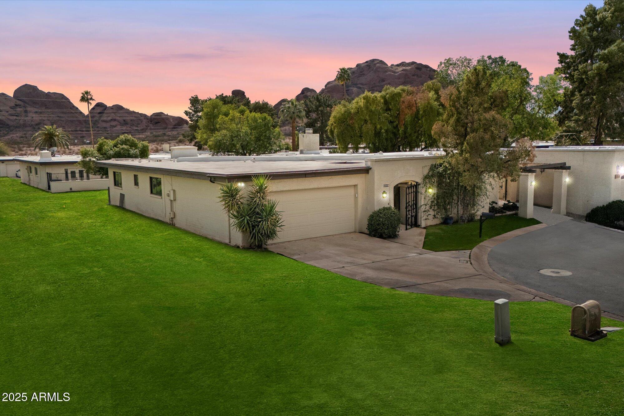 6055 E VERNON Avenue