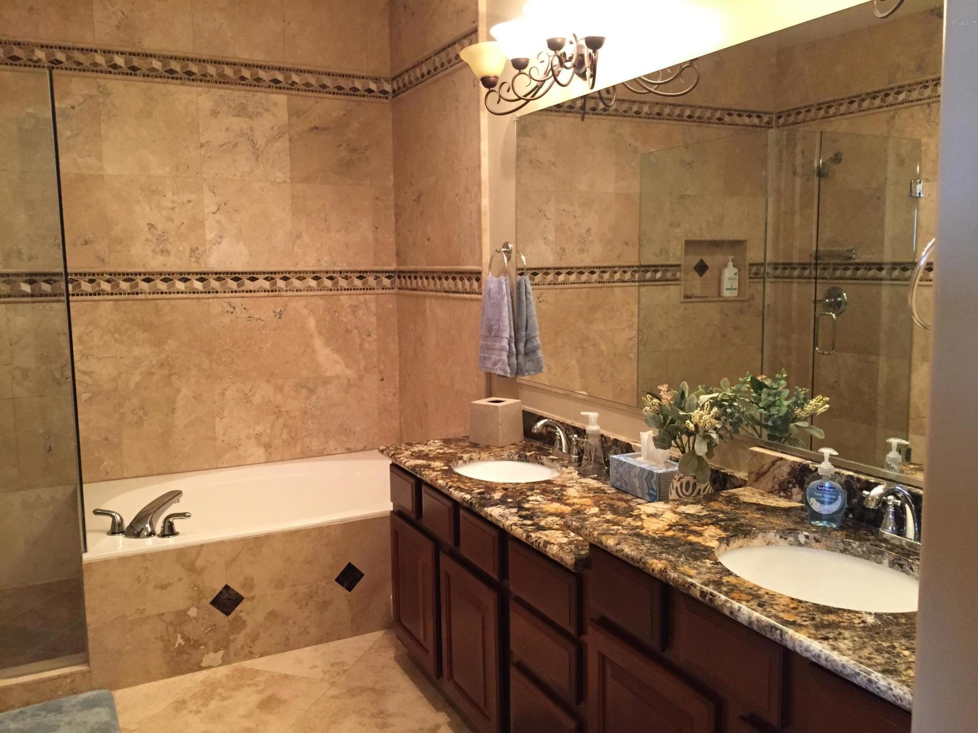 9715 N AZURE Court 3