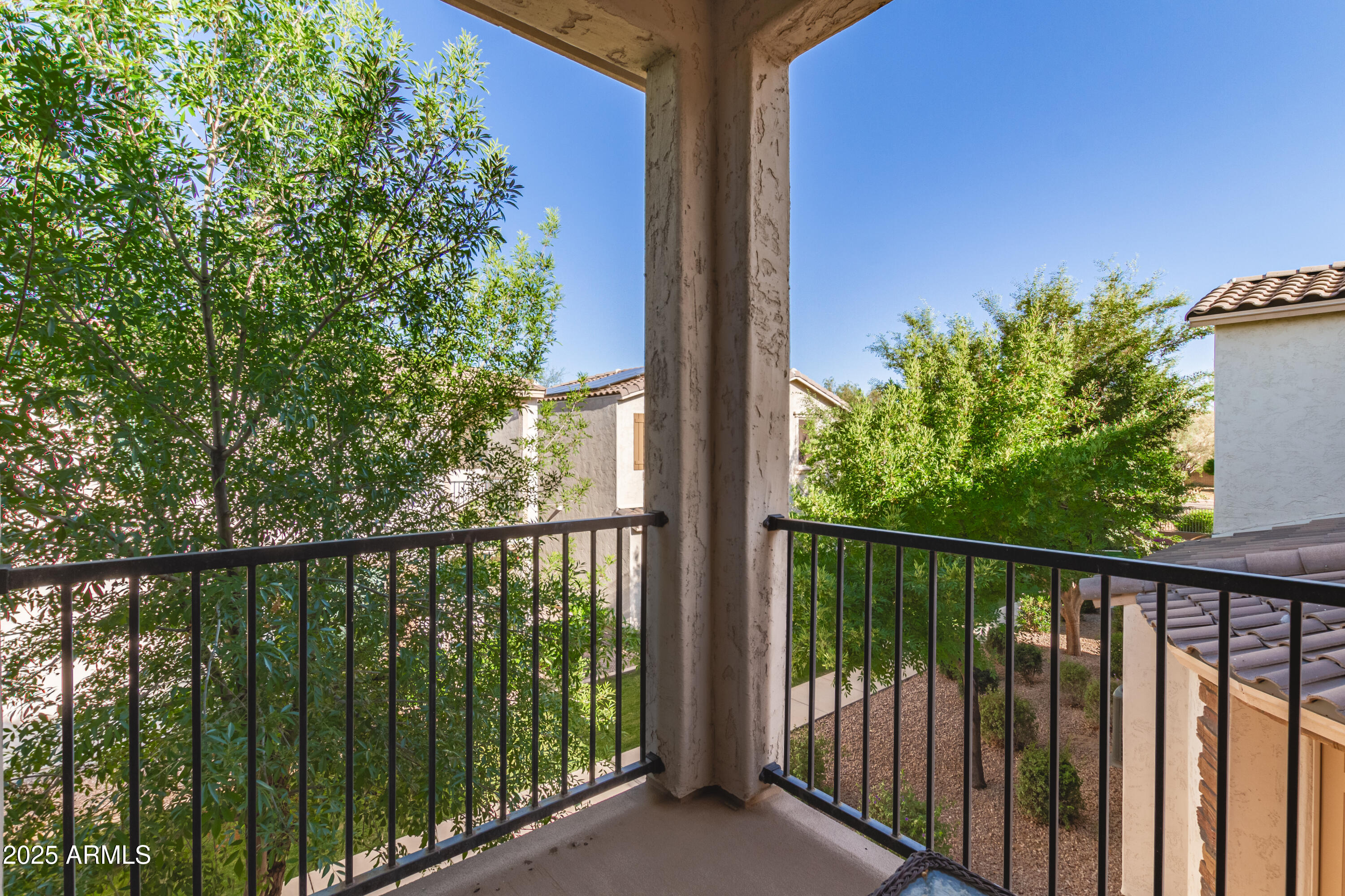 17717 W MANDALAY Lane