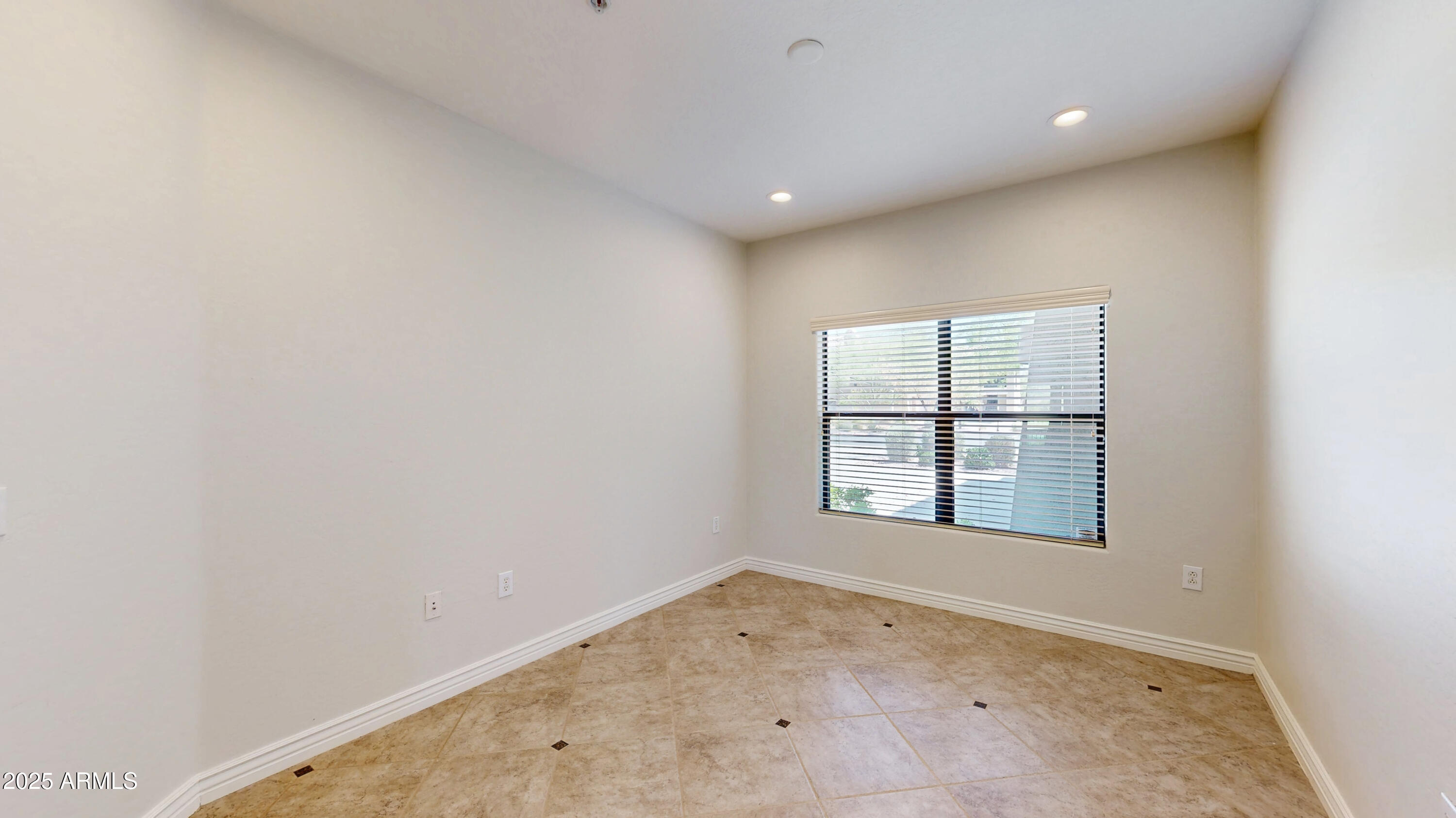 21320 N 56TH Street 1158