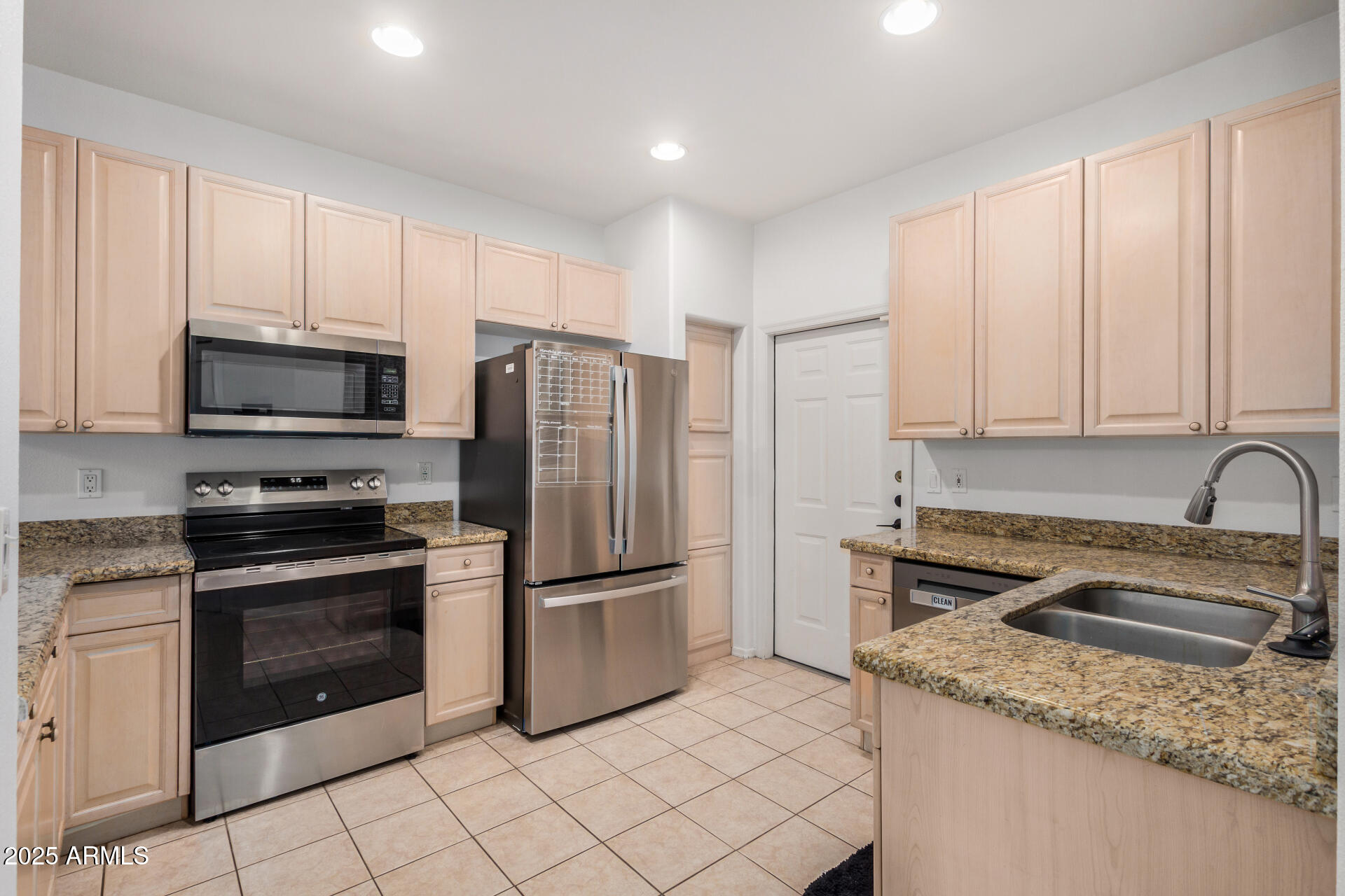 4200 N 82nd Street Unit 1019