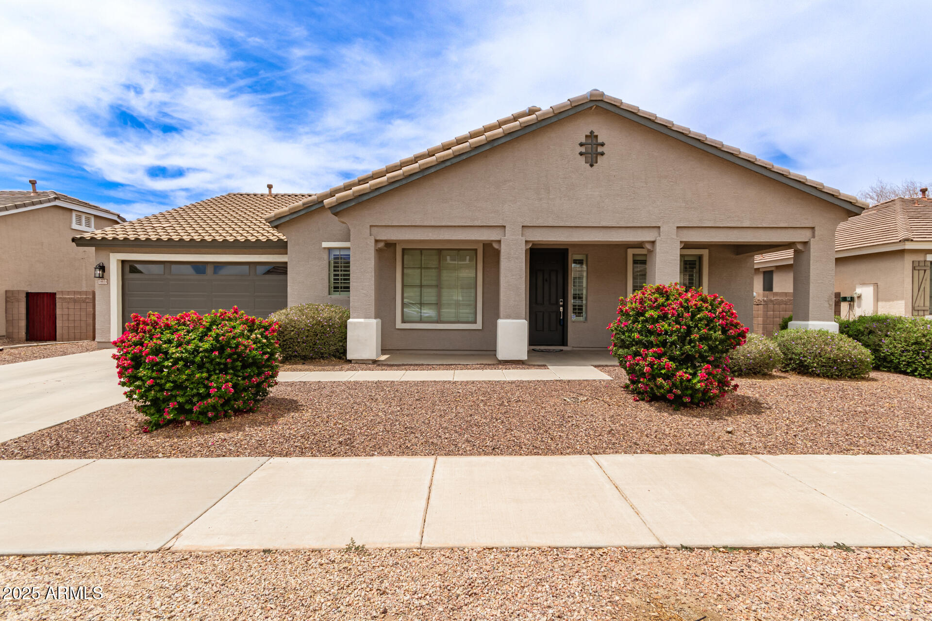18614 E ORIOLE Way