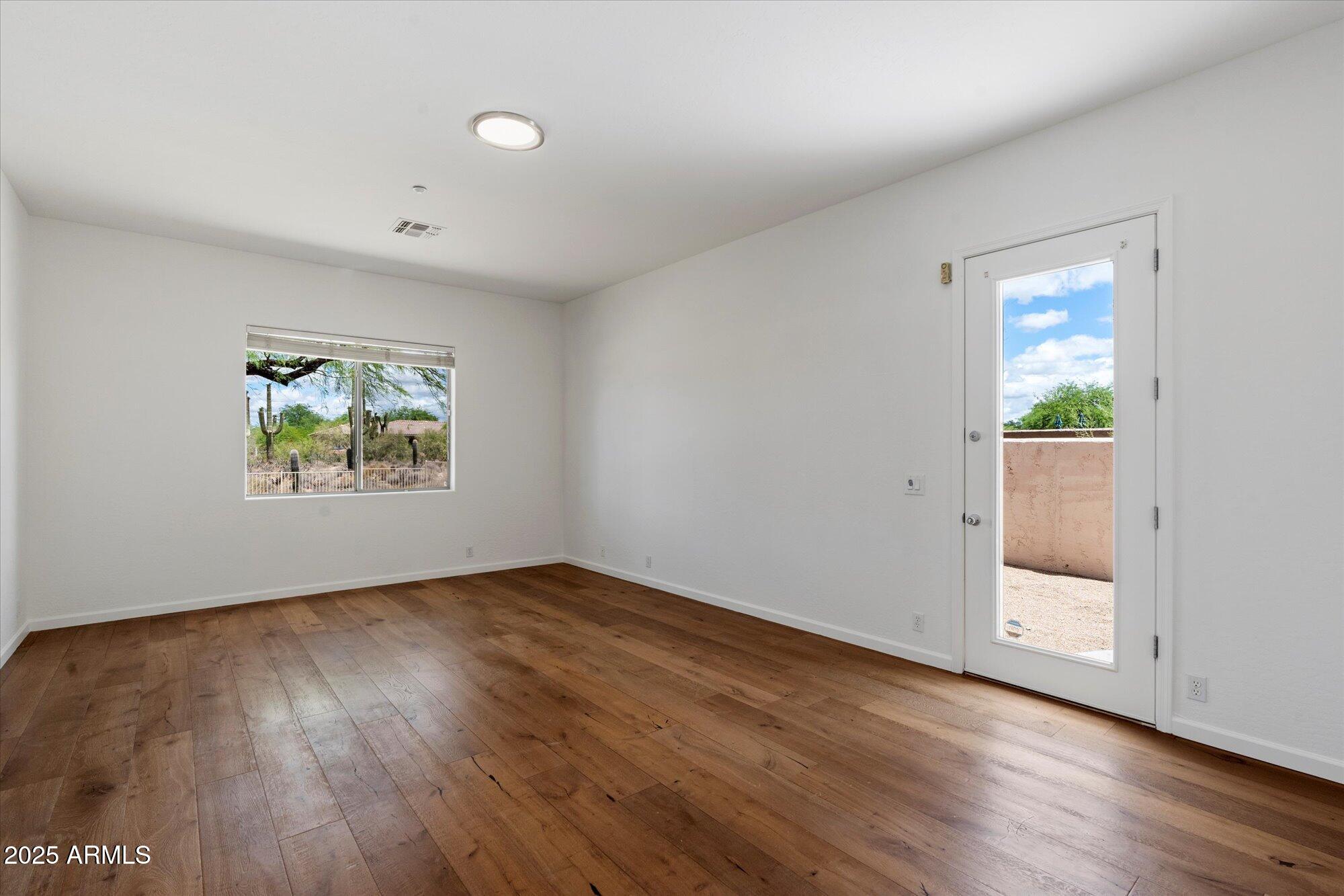 5832 E BENT TREE Drive