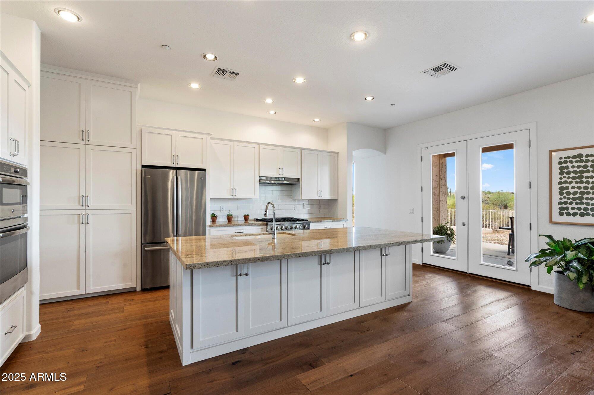 5832 E BENT TREE Drive