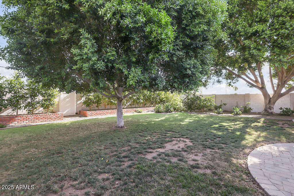 3817 E HIGHLAND Avenue