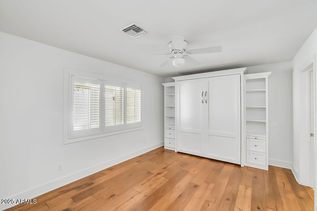 3817 E HIGHLAND Avenue