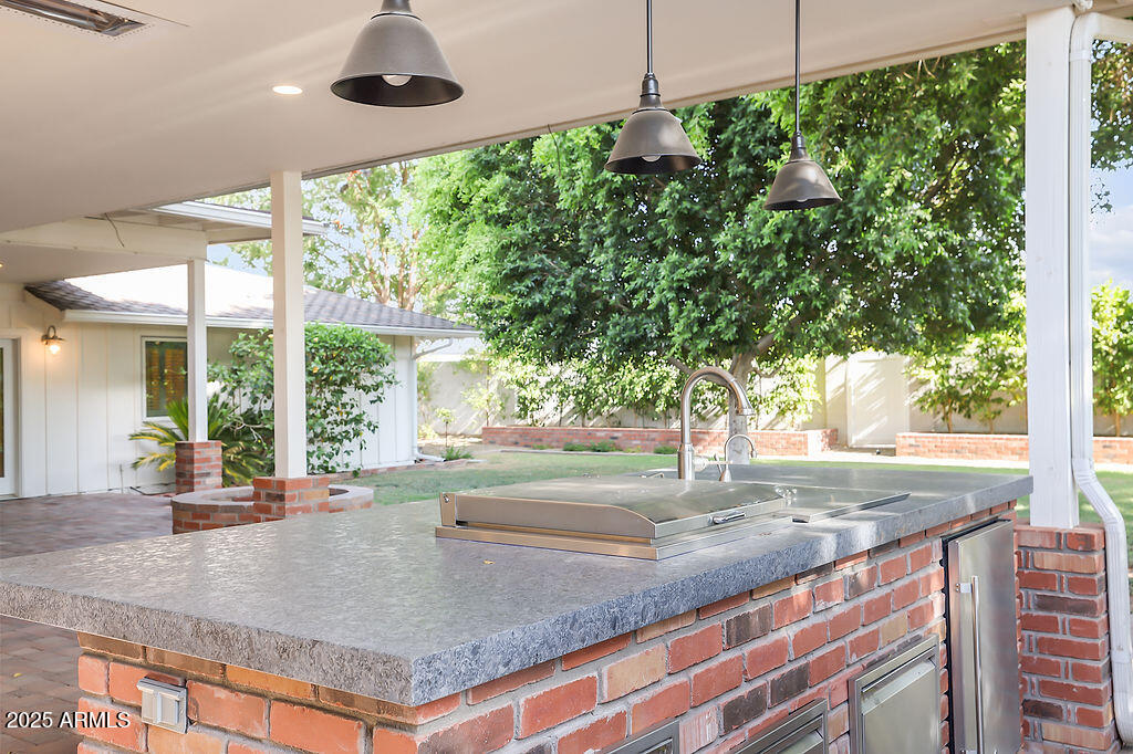 3817 E HIGHLAND Avenue