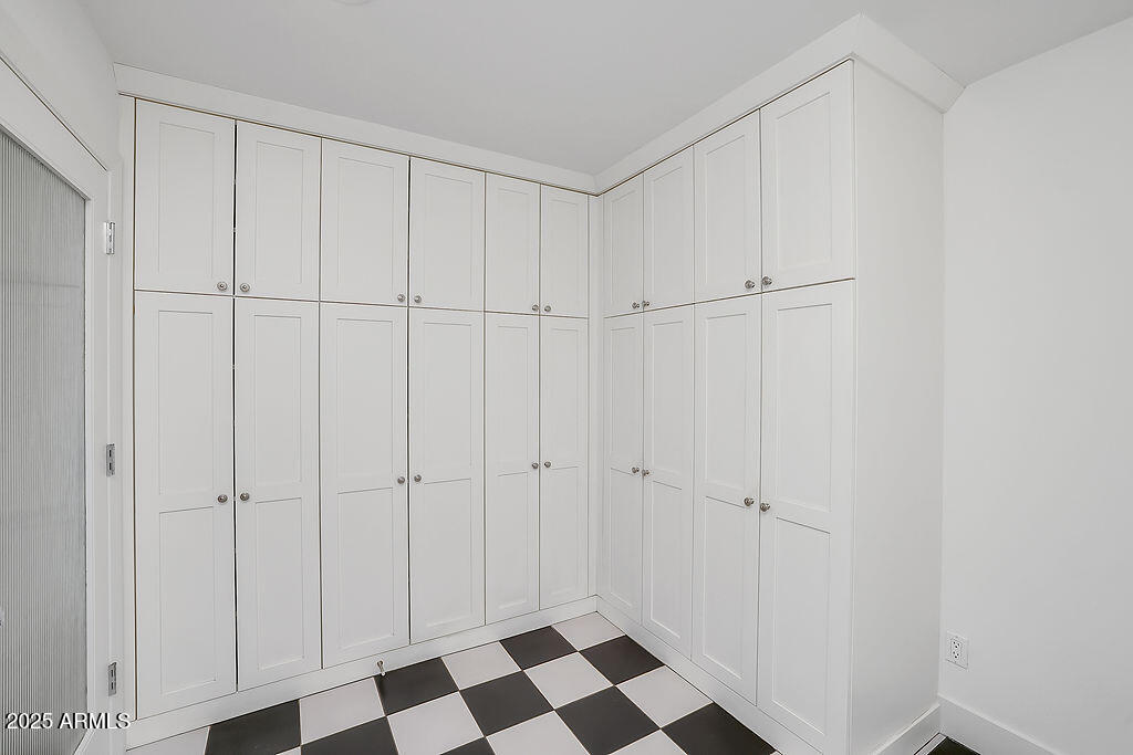 3817 E HIGHLAND Avenue