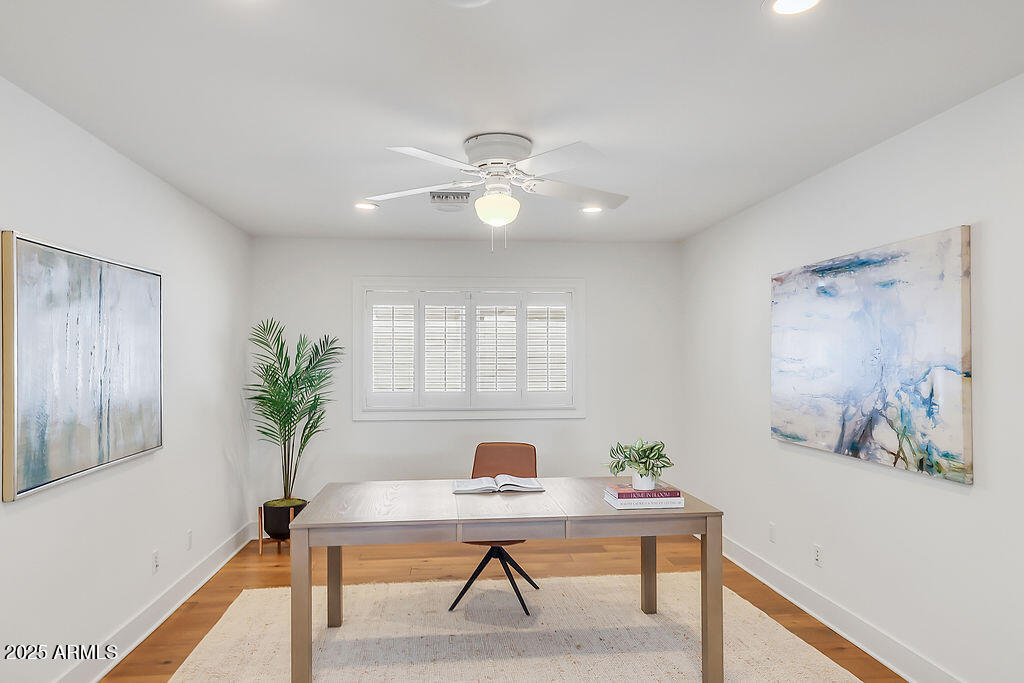 3817 E HIGHLAND Avenue