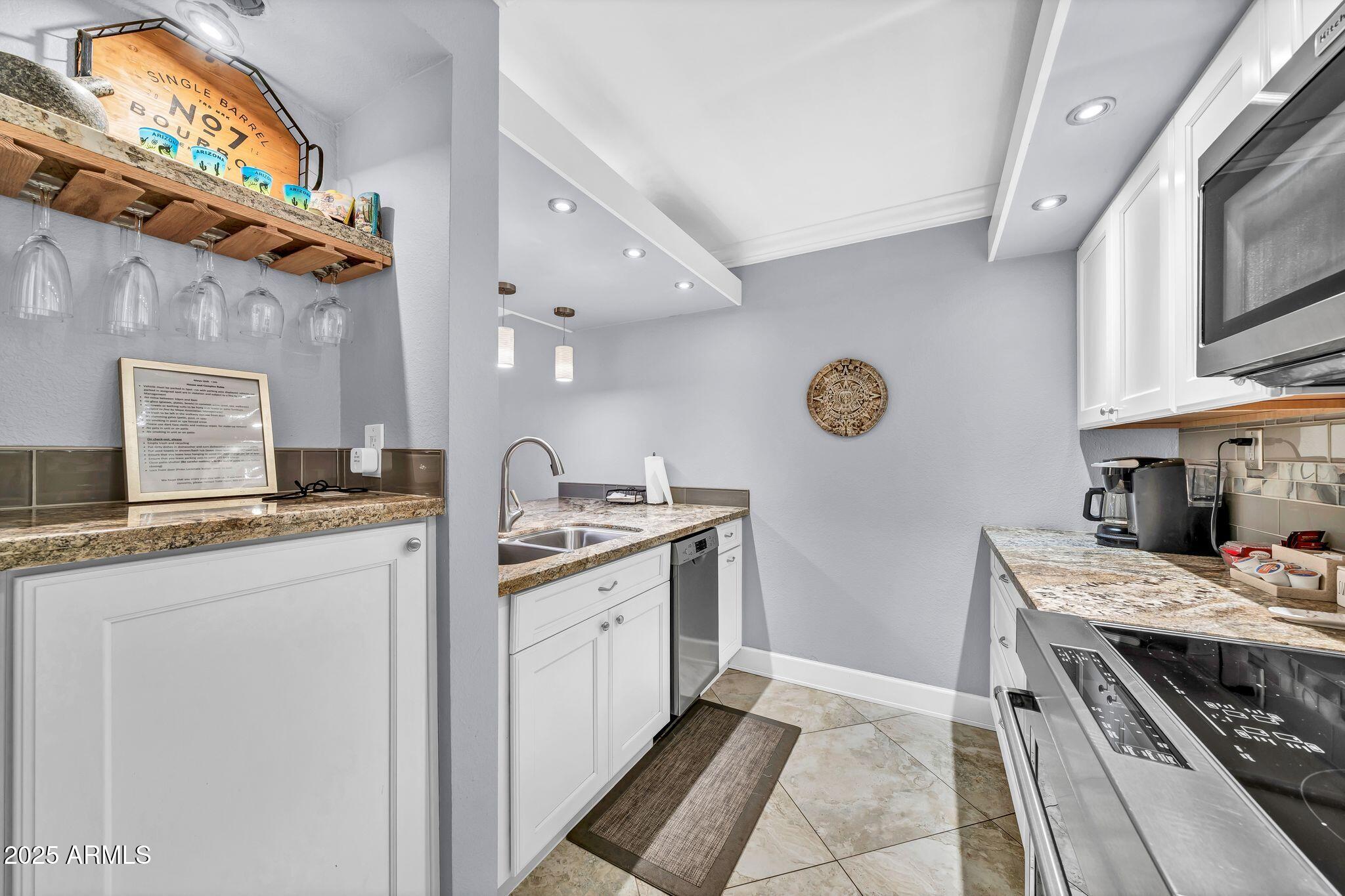 7625 E CAMELBACK Road, B138