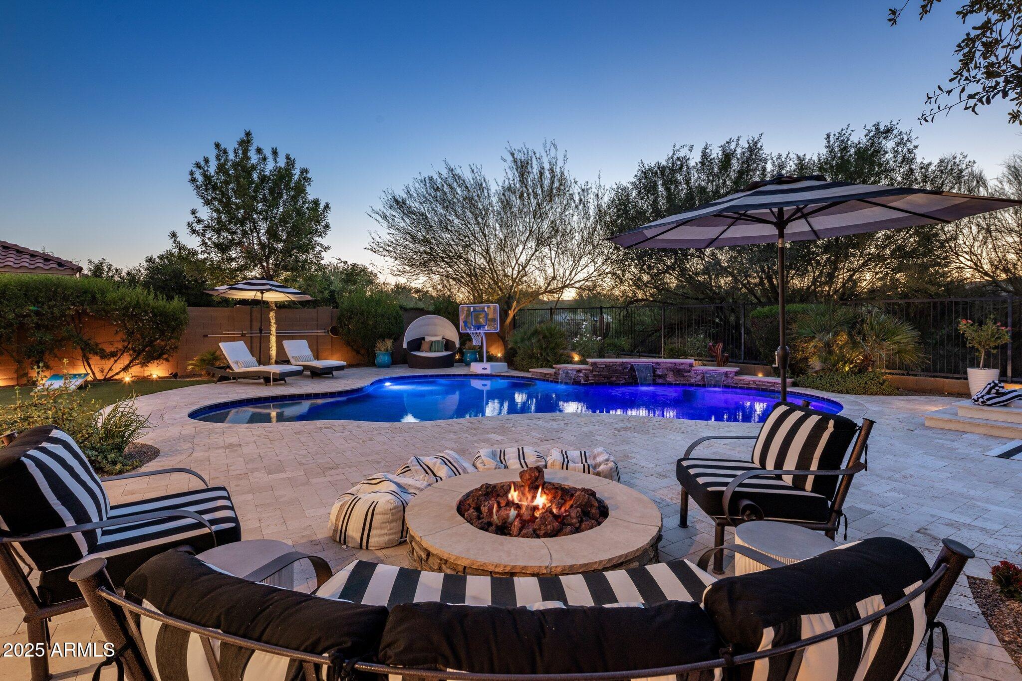 5434 E BARWICK Drive