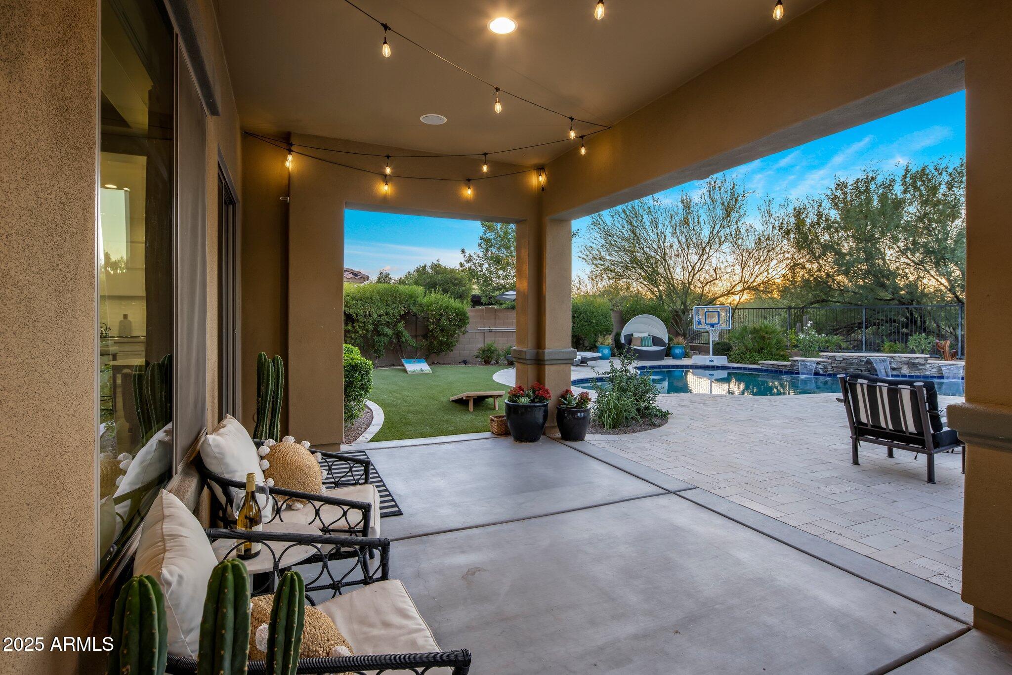 5434 E BARWICK Drive