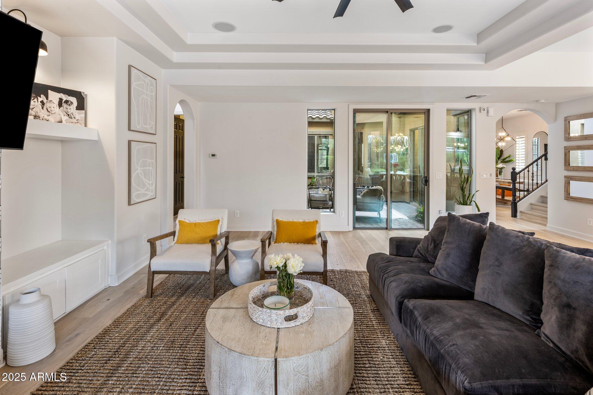 5434 E BARWICK Drive