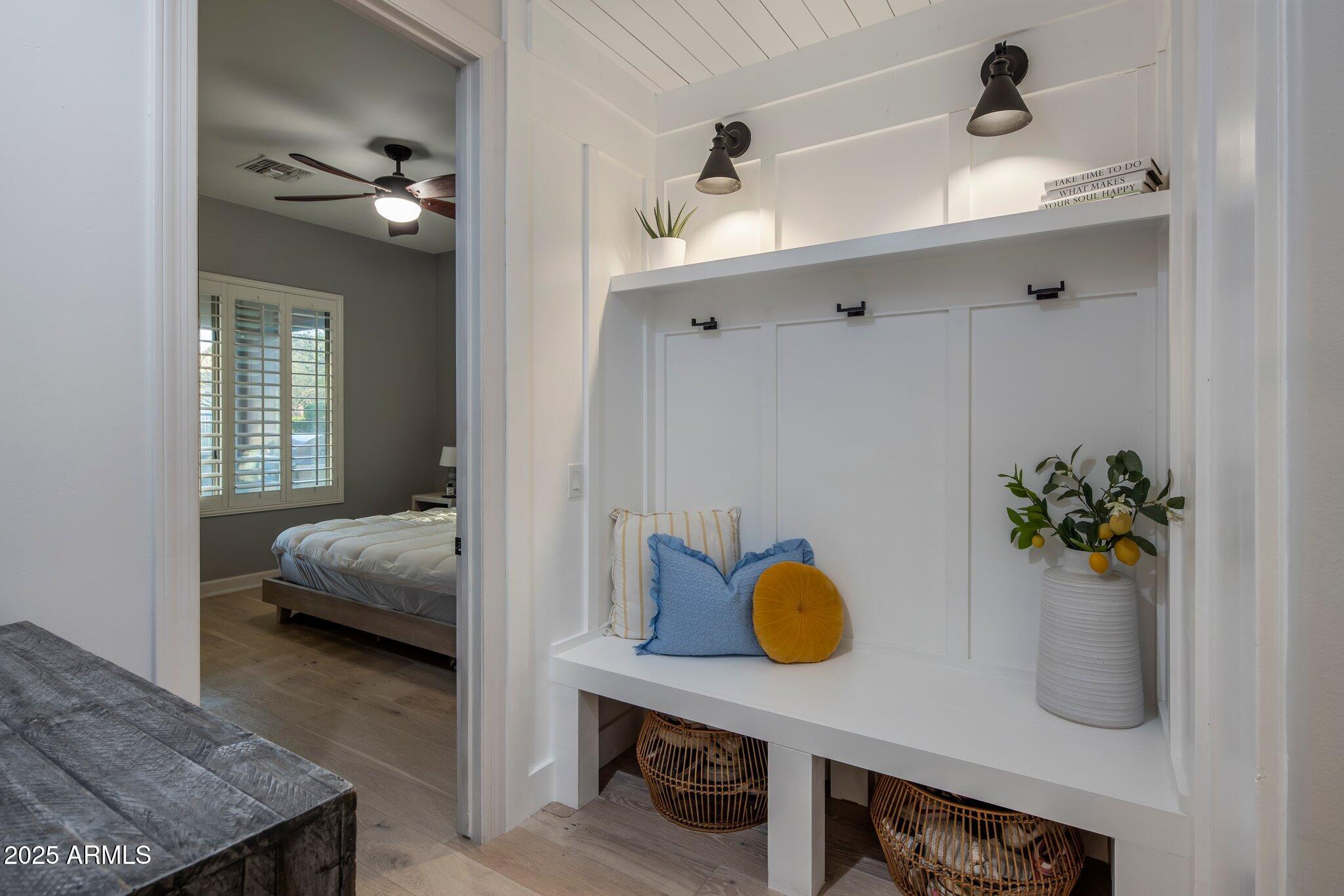 5434 E BARWICK Drive