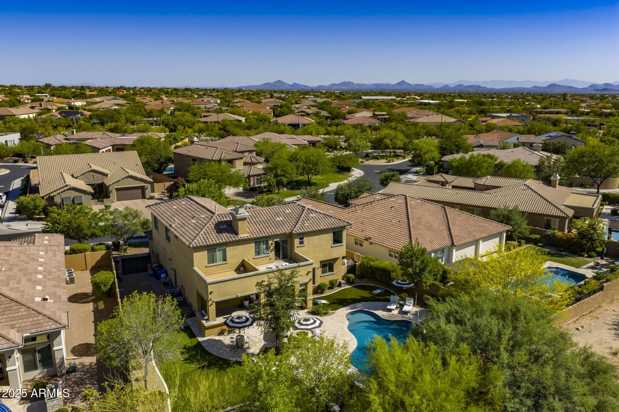 5434 E BARWICK Drive