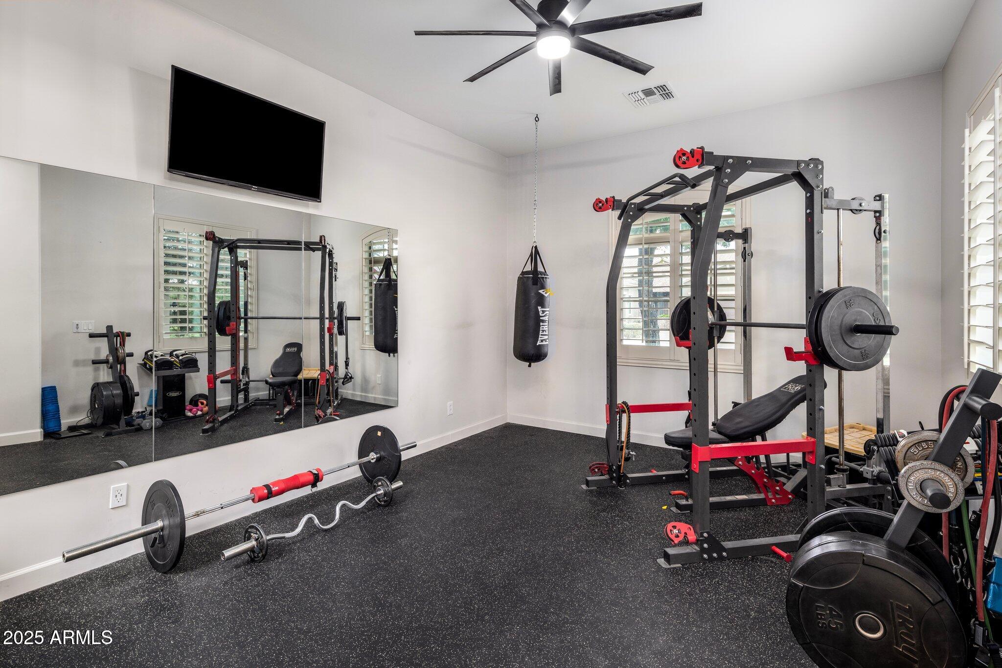 5434 E BARWICK Drive