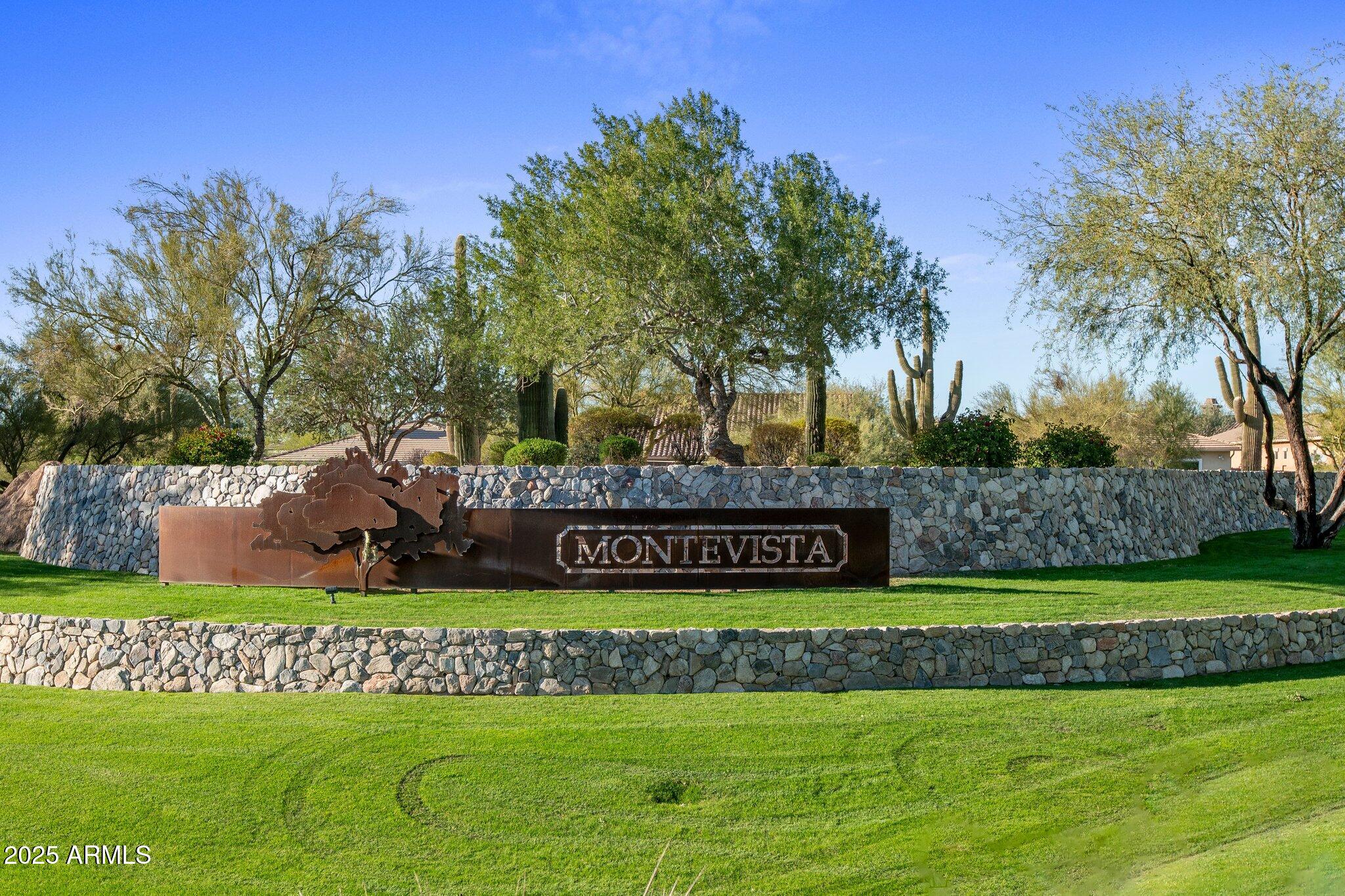 5434 E BARWICK Drive