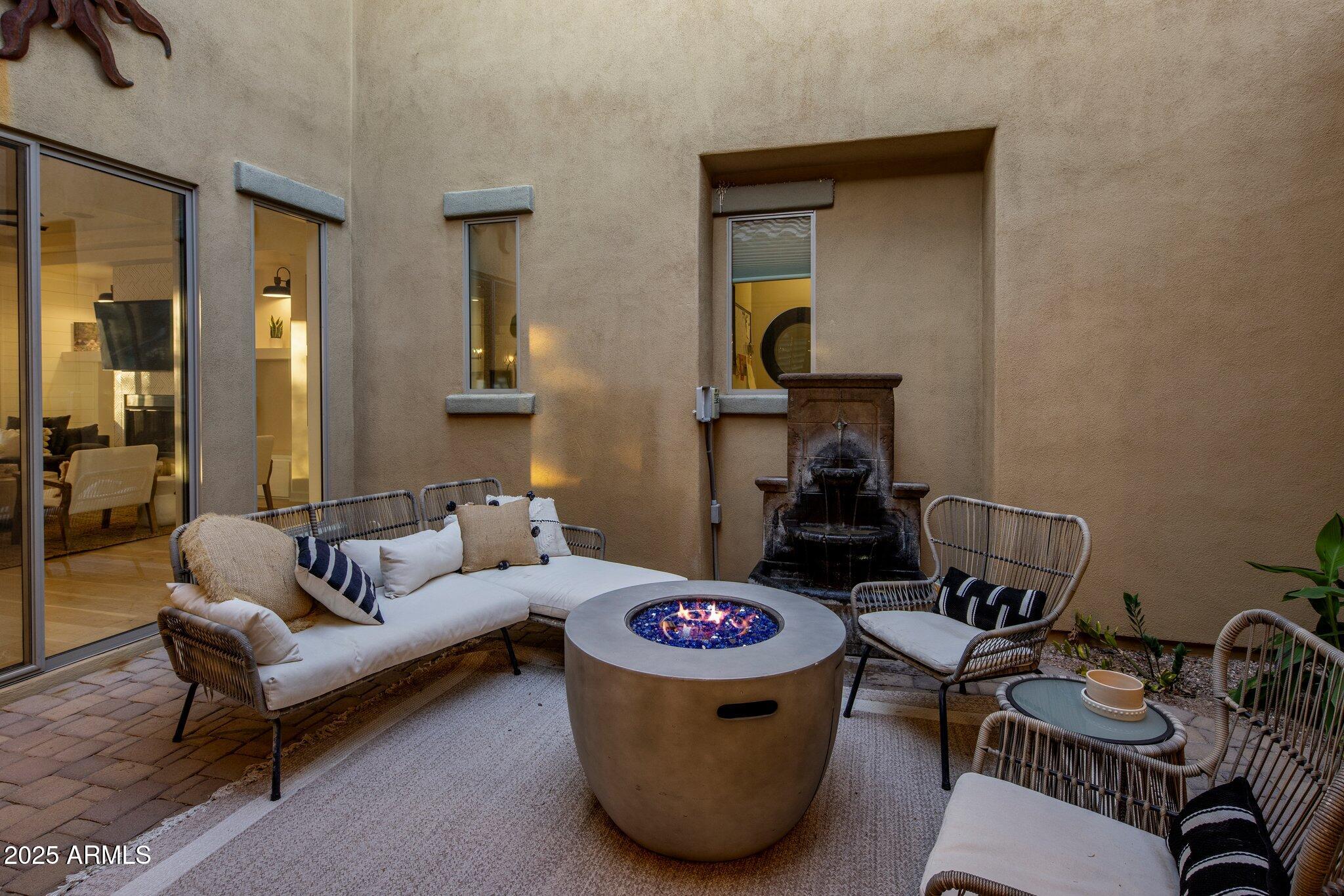 5434 E BARWICK Drive