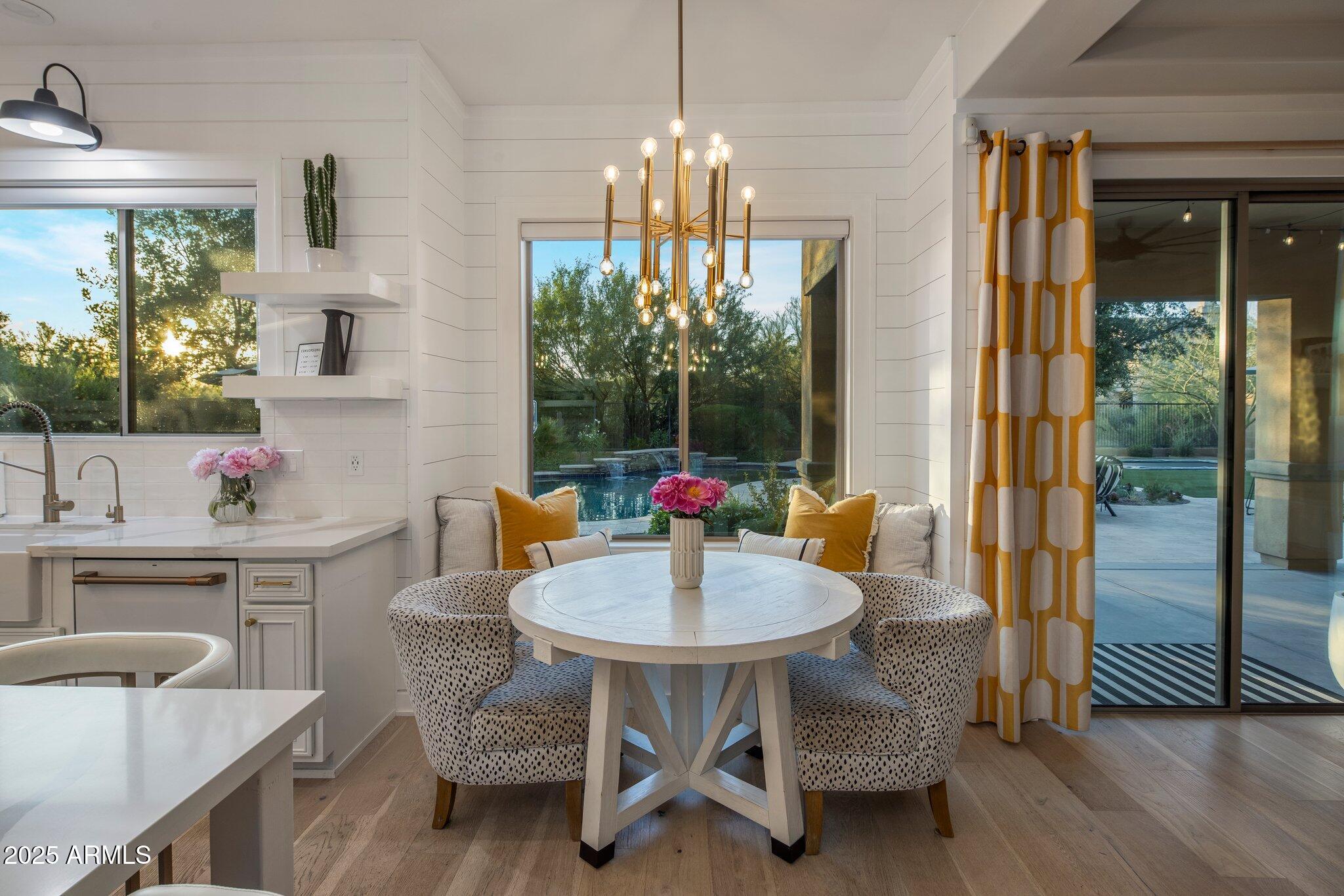 5434 E BARWICK Drive