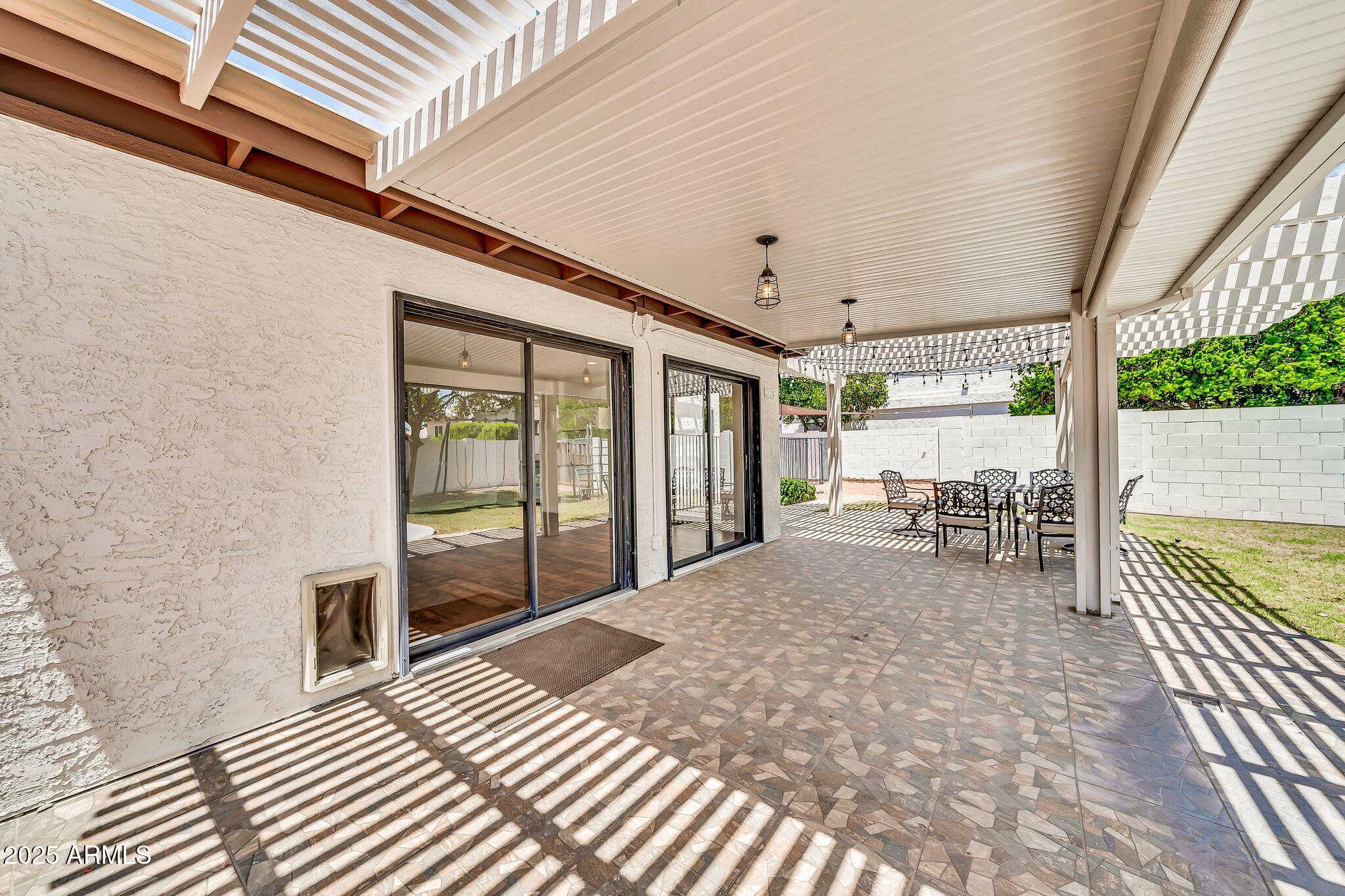 4601 E CAROLINA Drive