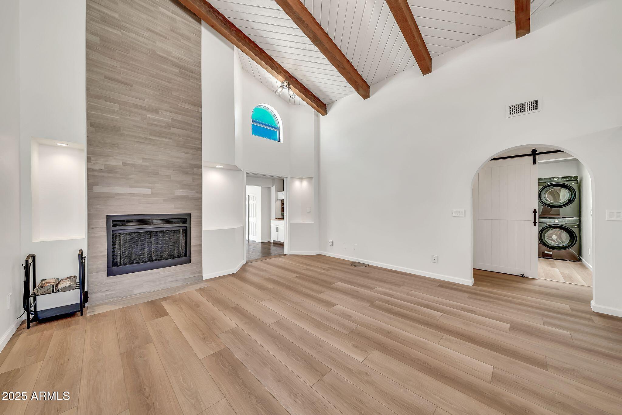 4601 E CAROLINA Drive