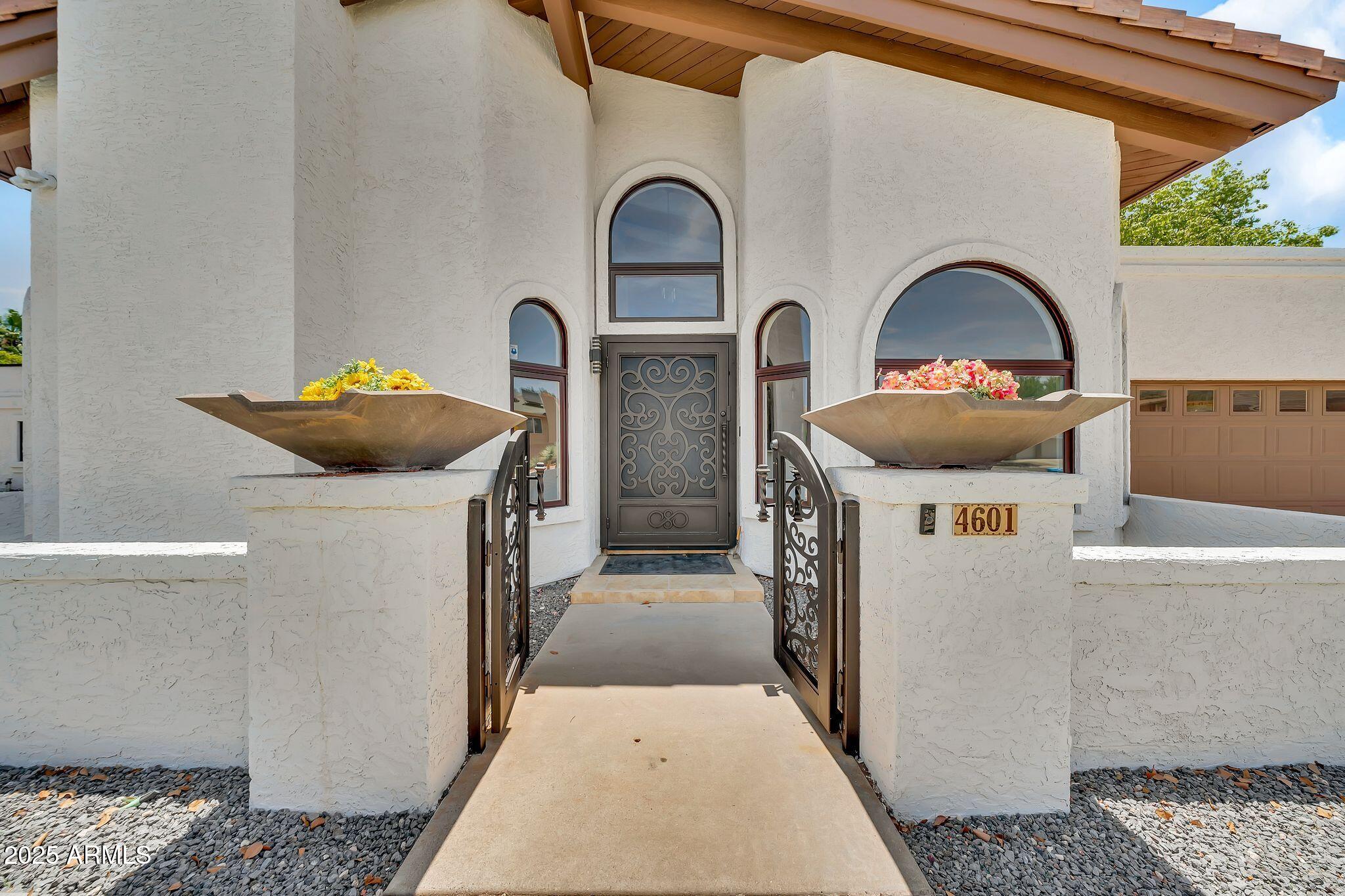 4601 E CAROLINA Drive