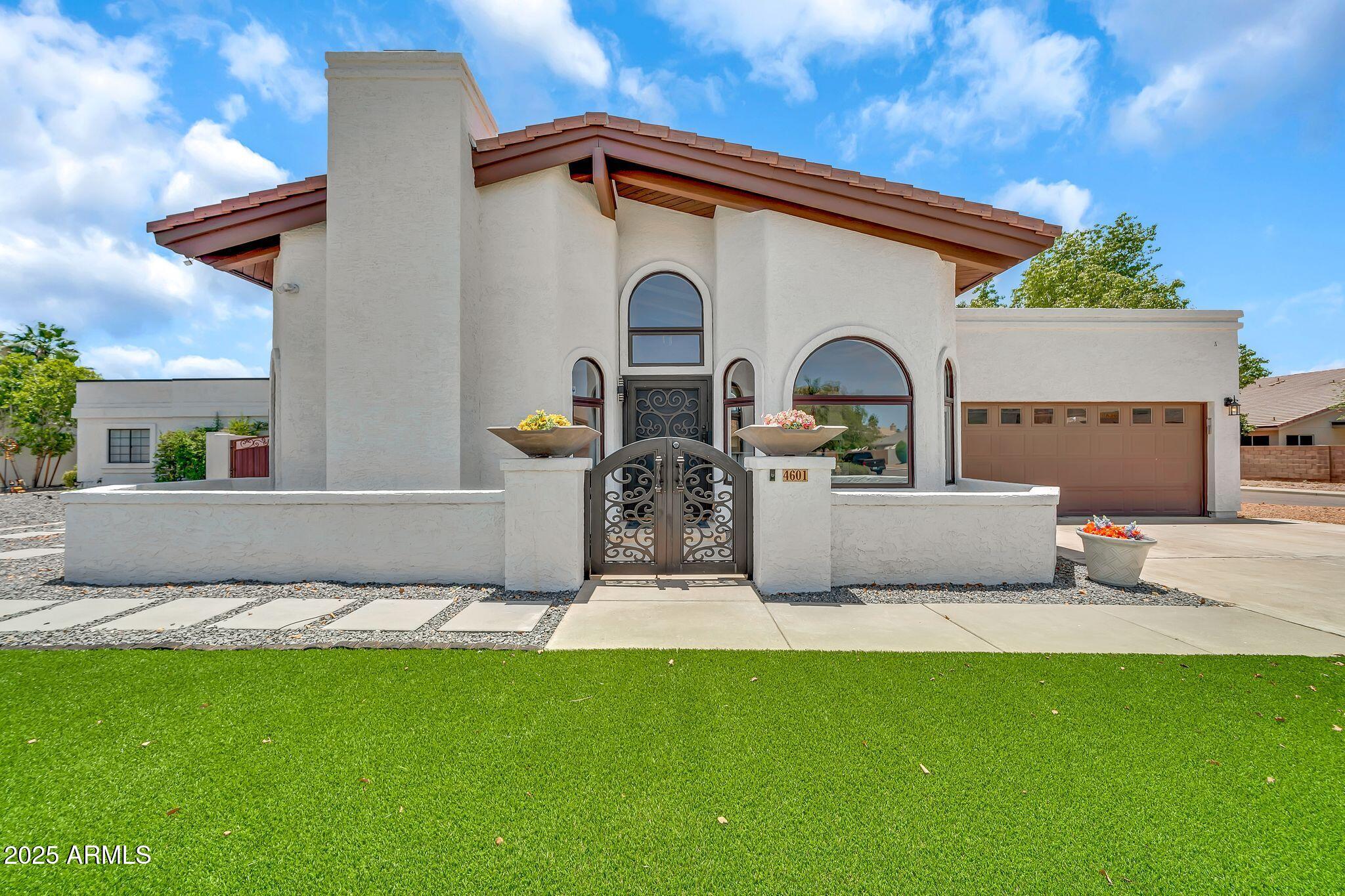 4601 E CAROLINA Drive