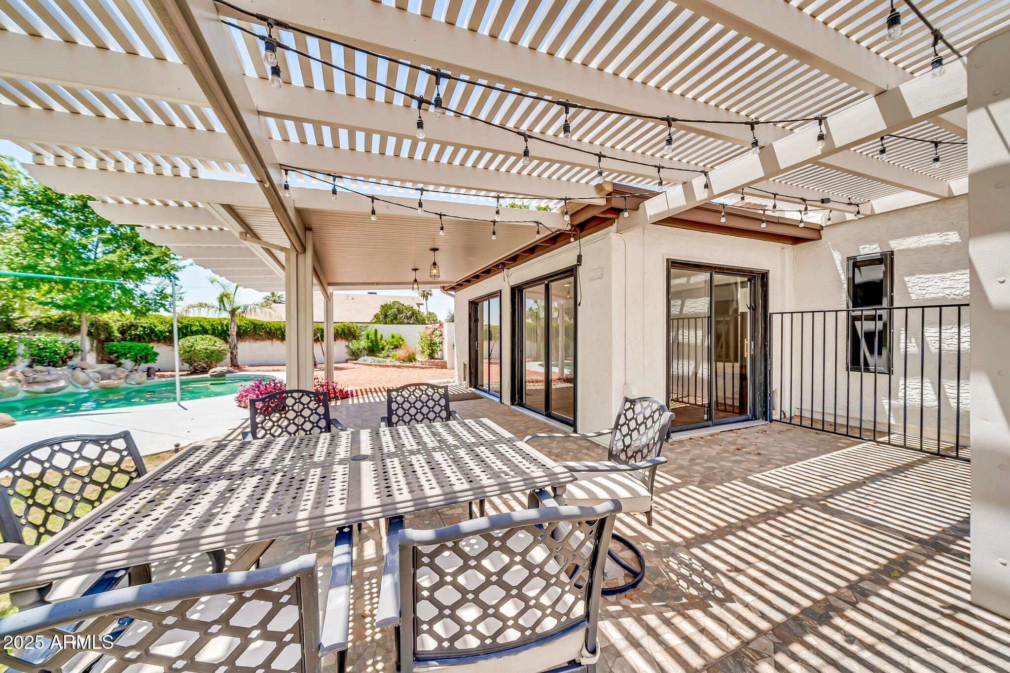 4601 E CAROLINA Drive