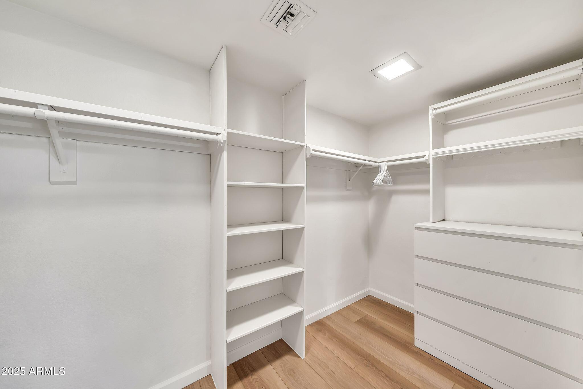 4601 E CAROLINA Drive