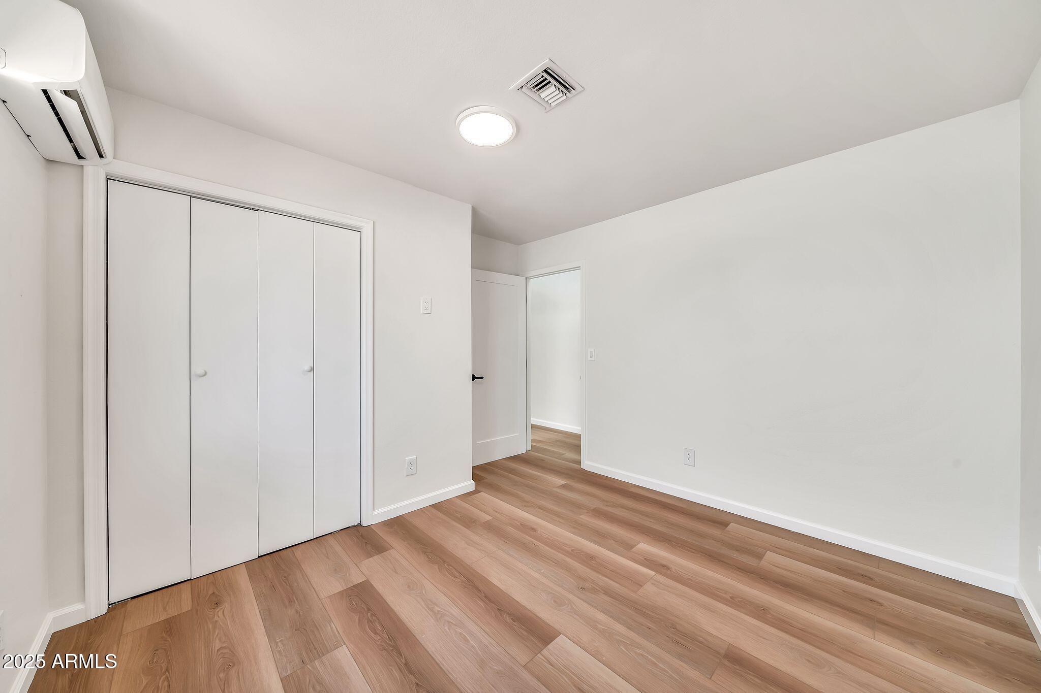 4601 E CAROLINA Drive