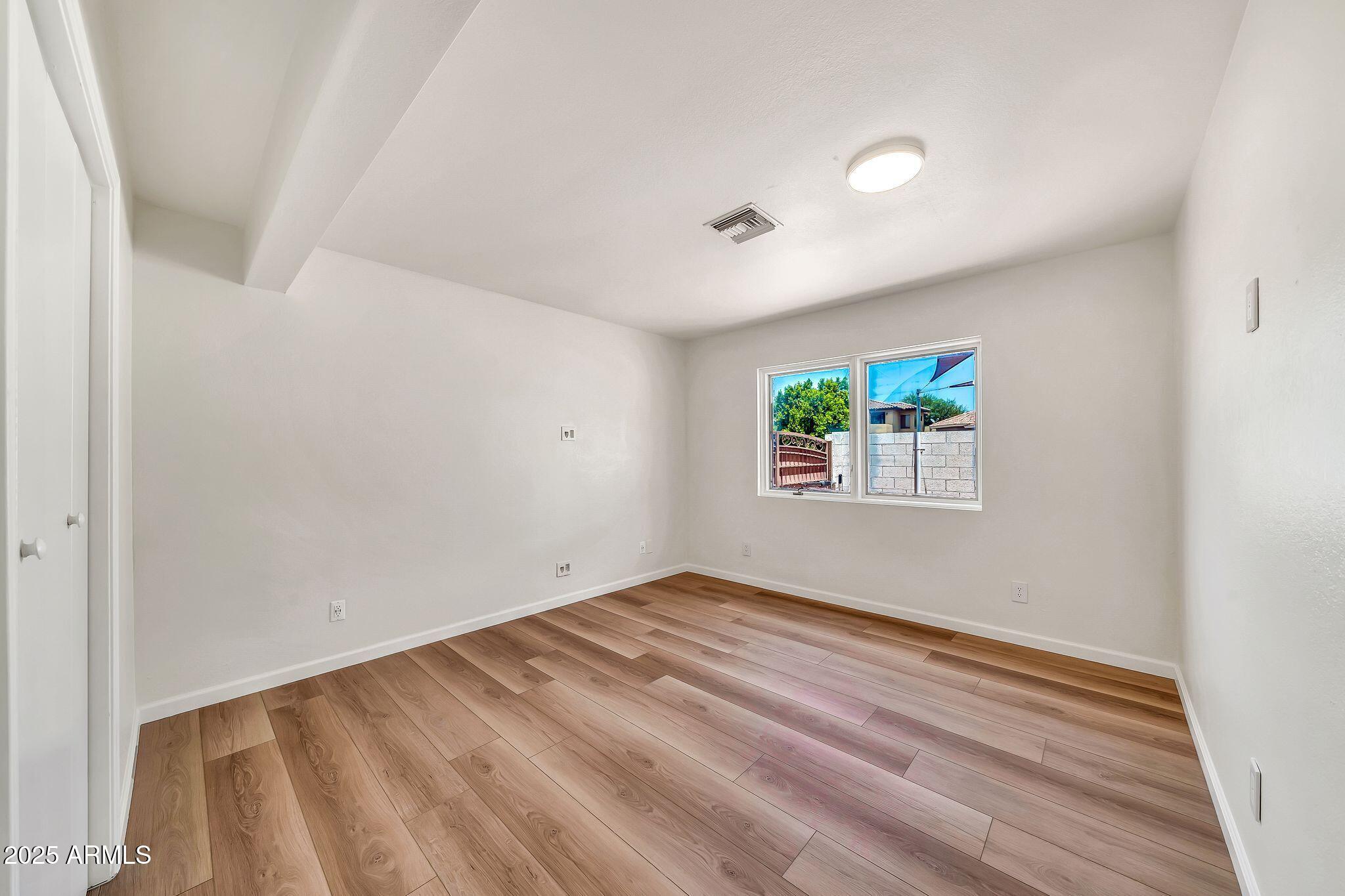 4601 E CAROLINA Drive