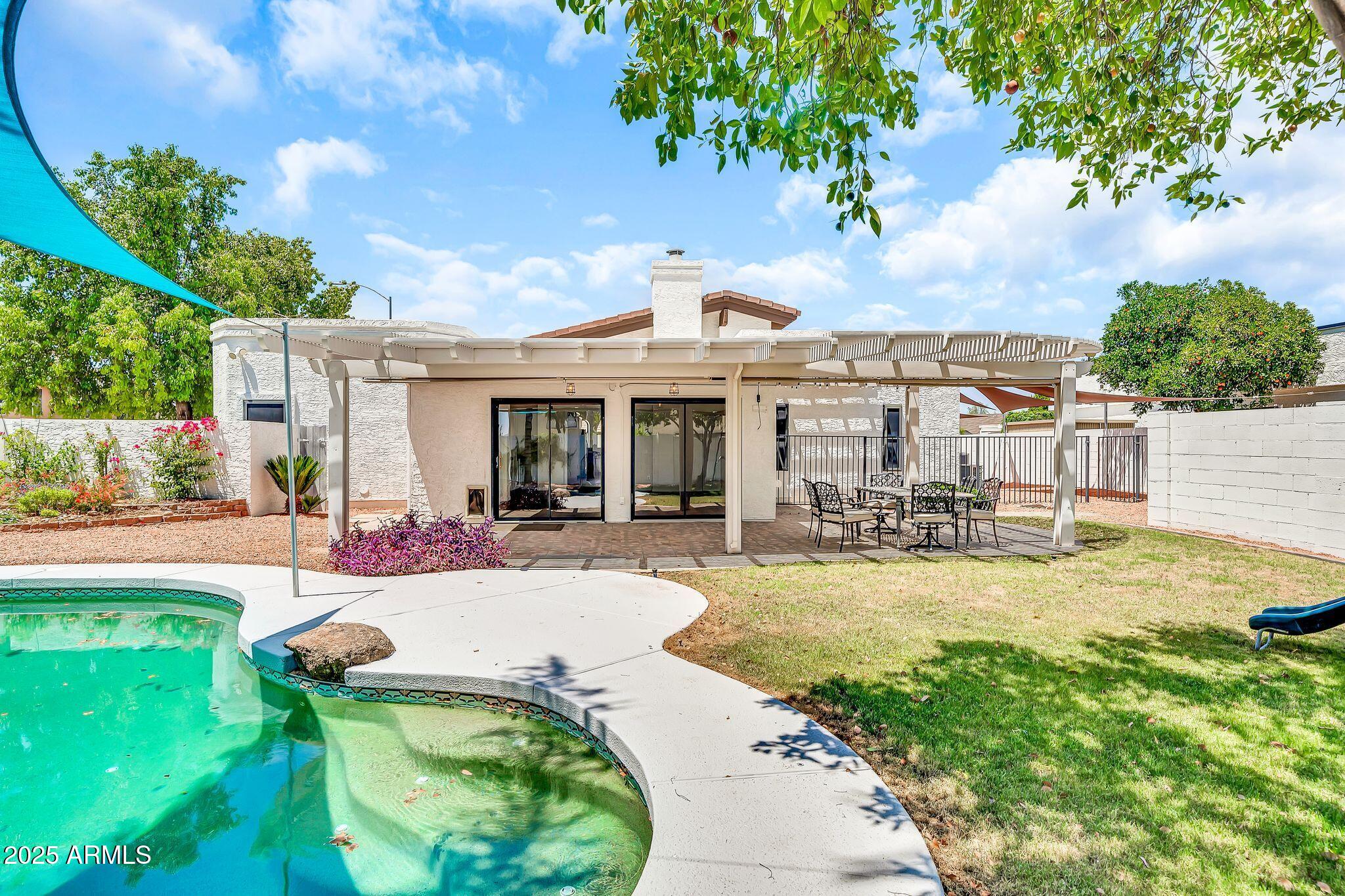 4601 E CAROLINA Drive