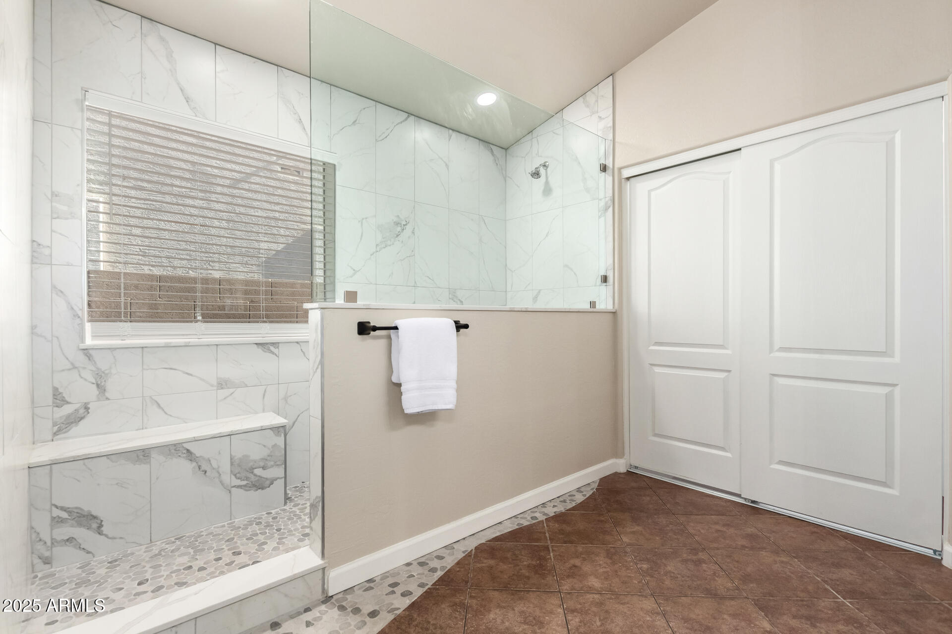 17649 N VERA CRUZ Avenue