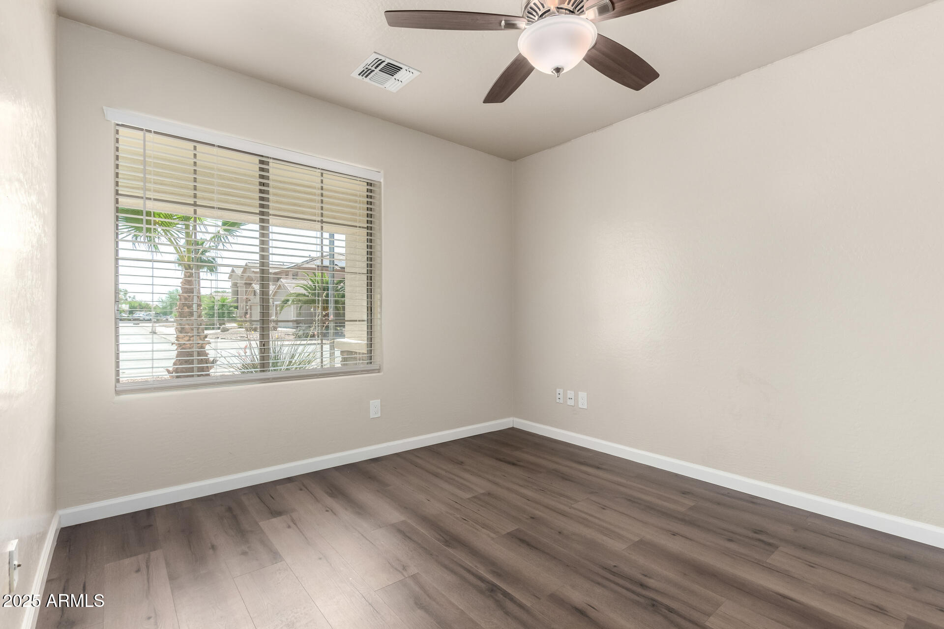 17649 N VERA CRUZ Avenue