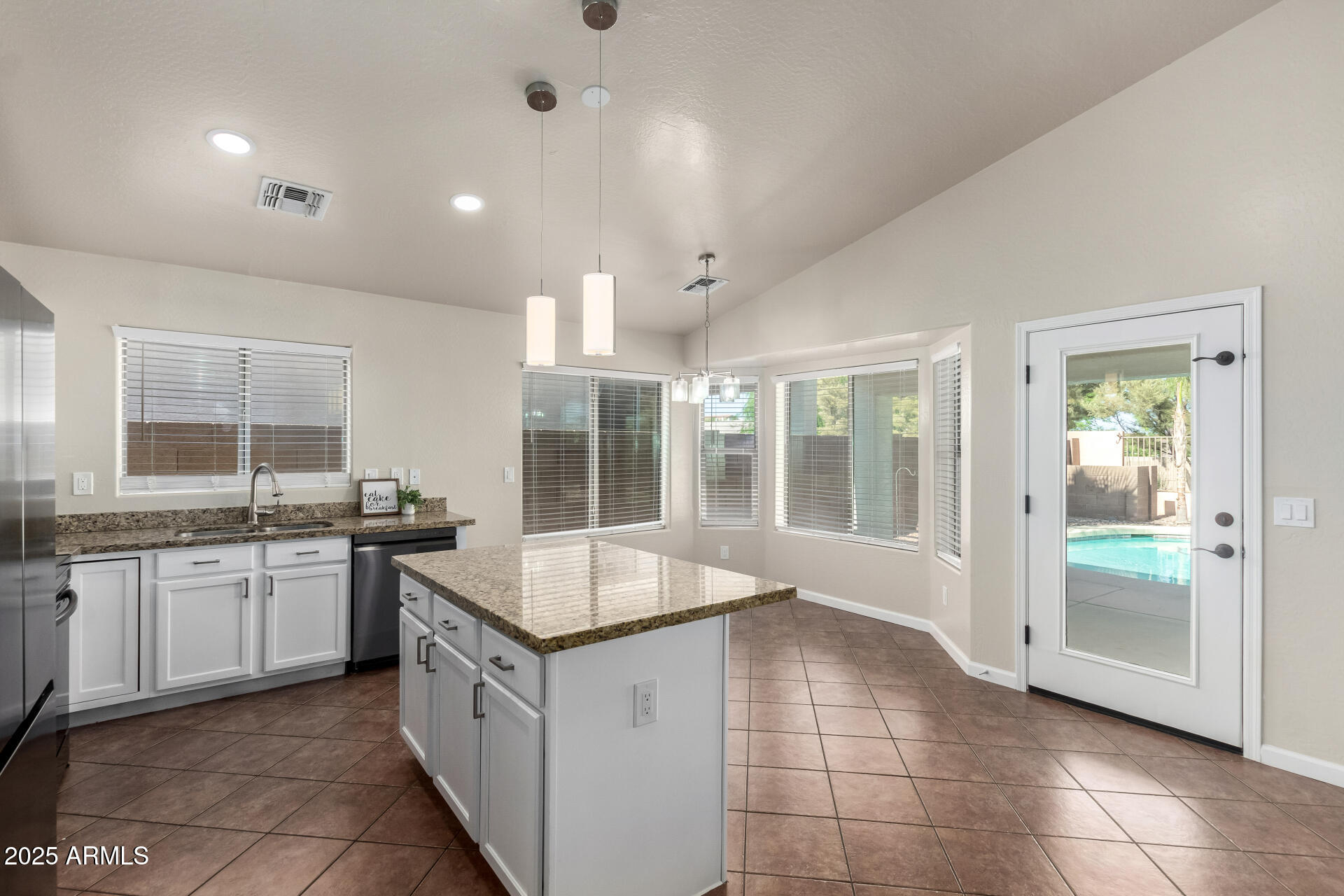 17649 N VERA CRUZ Avenue