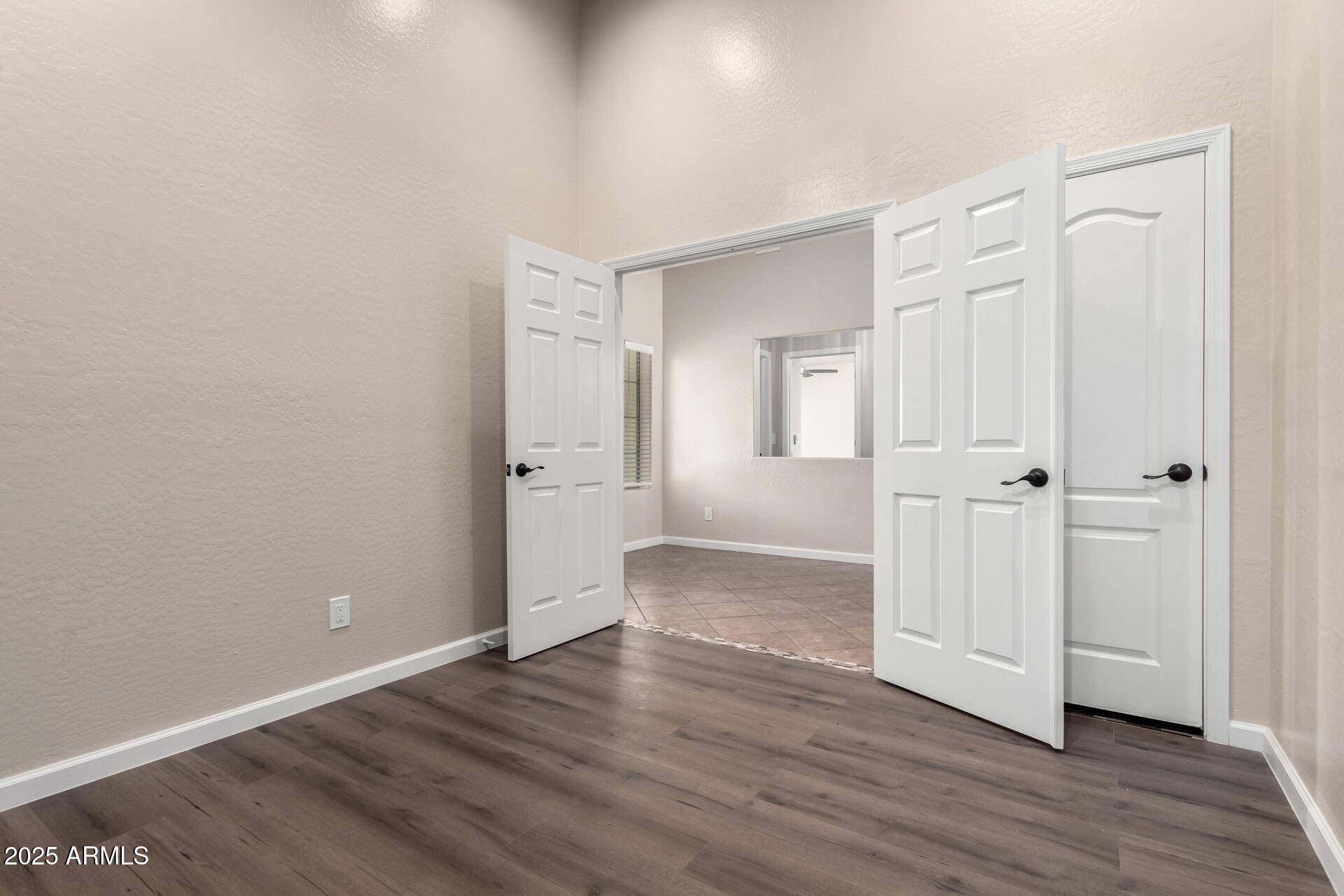 17649 N VERA CRUZ Avenue