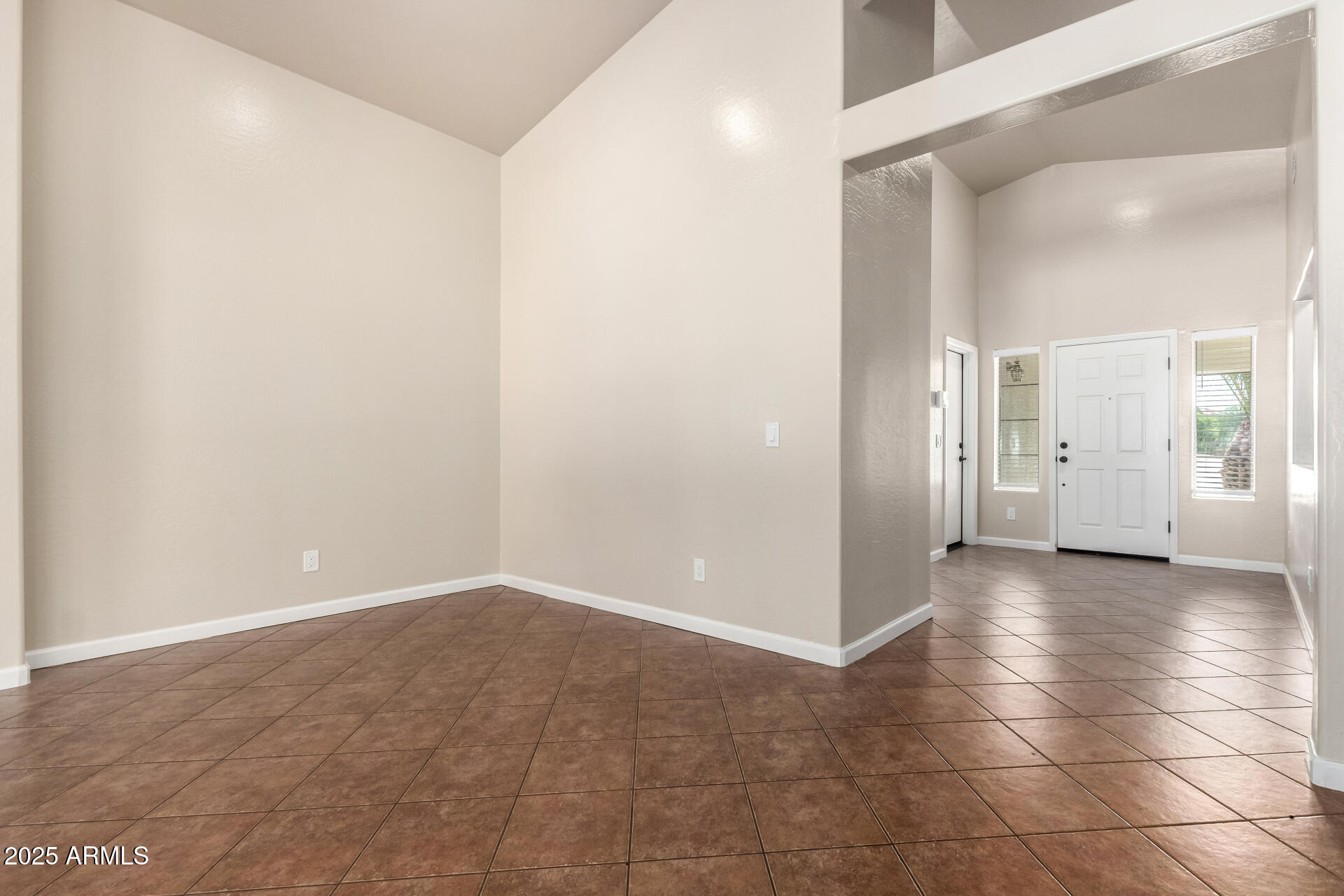 17649 N VERA CRUZ Avenue