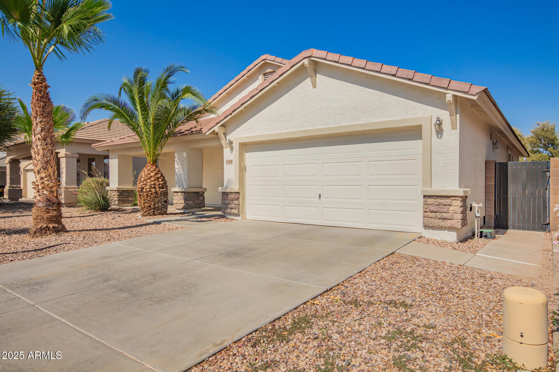 17649 N VERA CRUZ Avenue