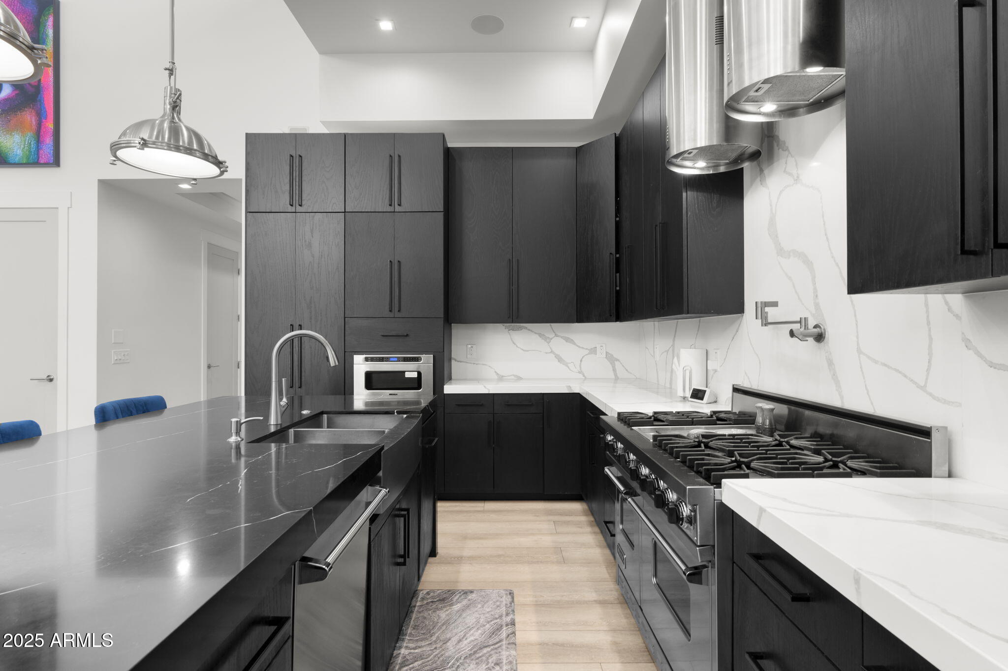 1807 E CAMPBELL Avenue